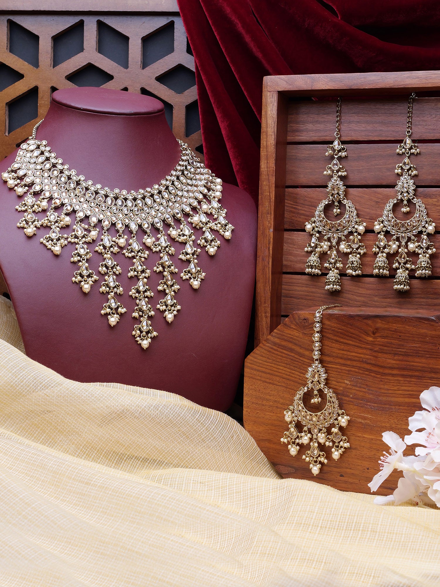 Anushree Bridal Necklace Set in Pearl and Champagne
