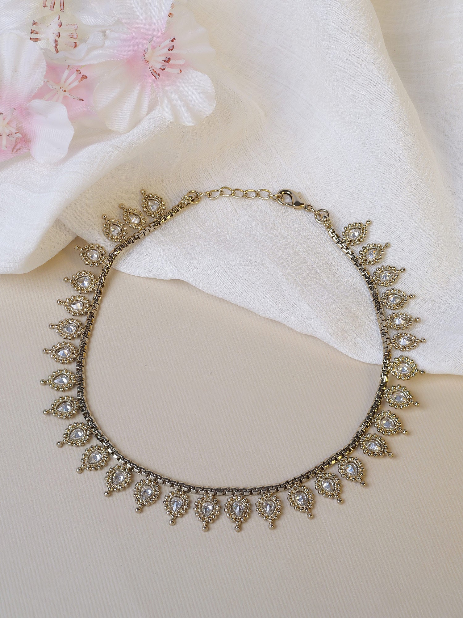 Arisa Anklet in White