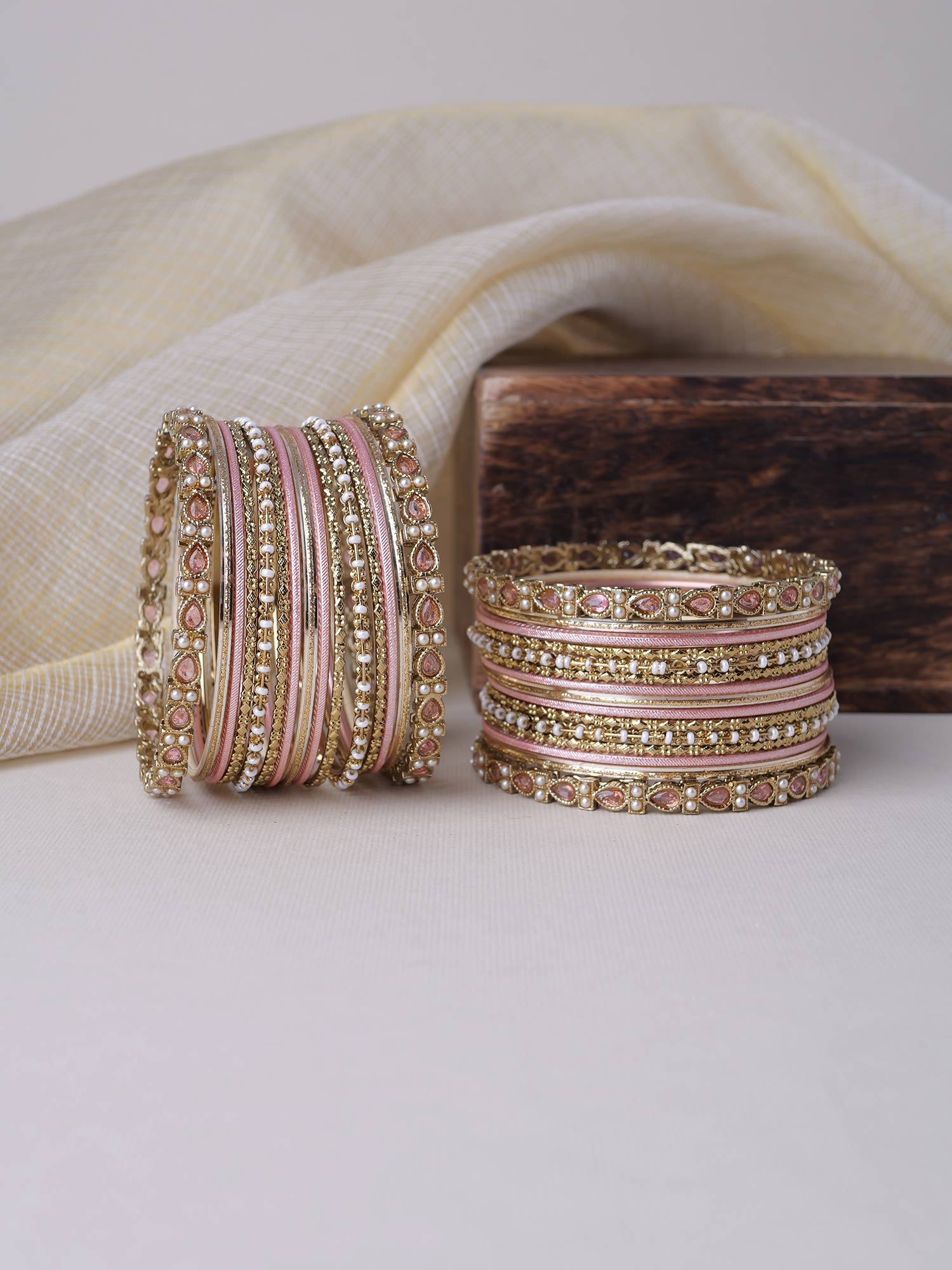 Arisha Bangle Set in Light Pink