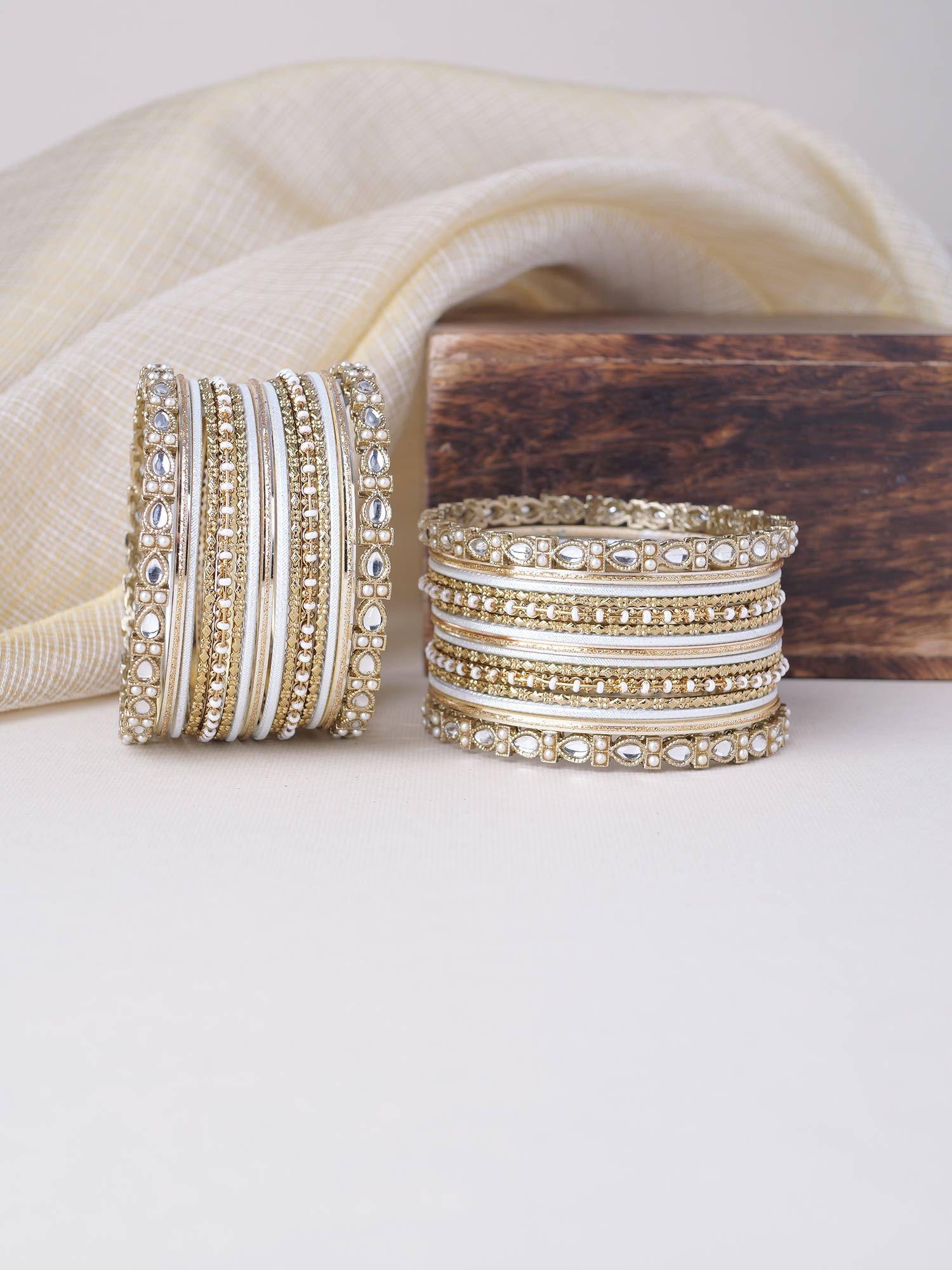 Arisha Bangle Set in White