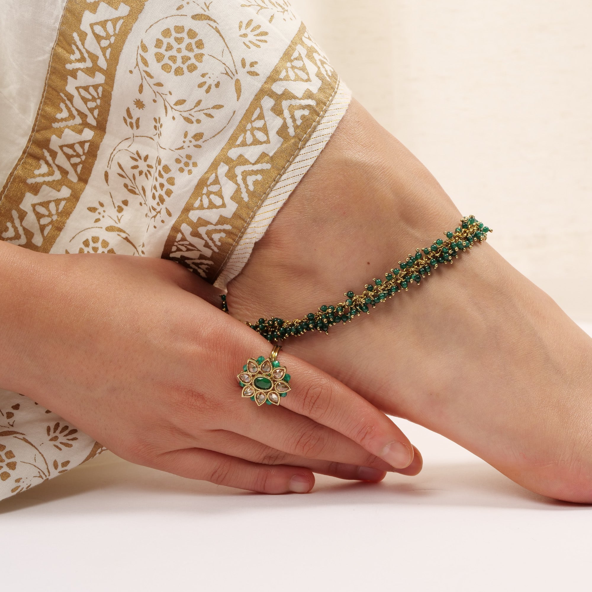 Ashoka Cluster Anklet in Green
