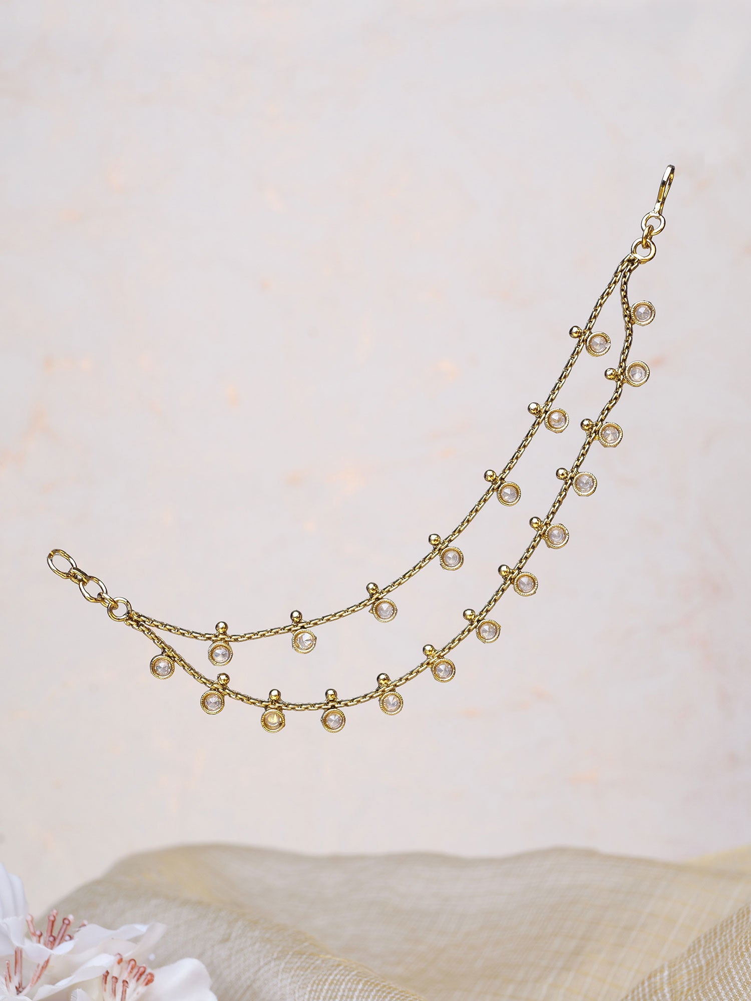 Crystal Ear Chains in Champagne