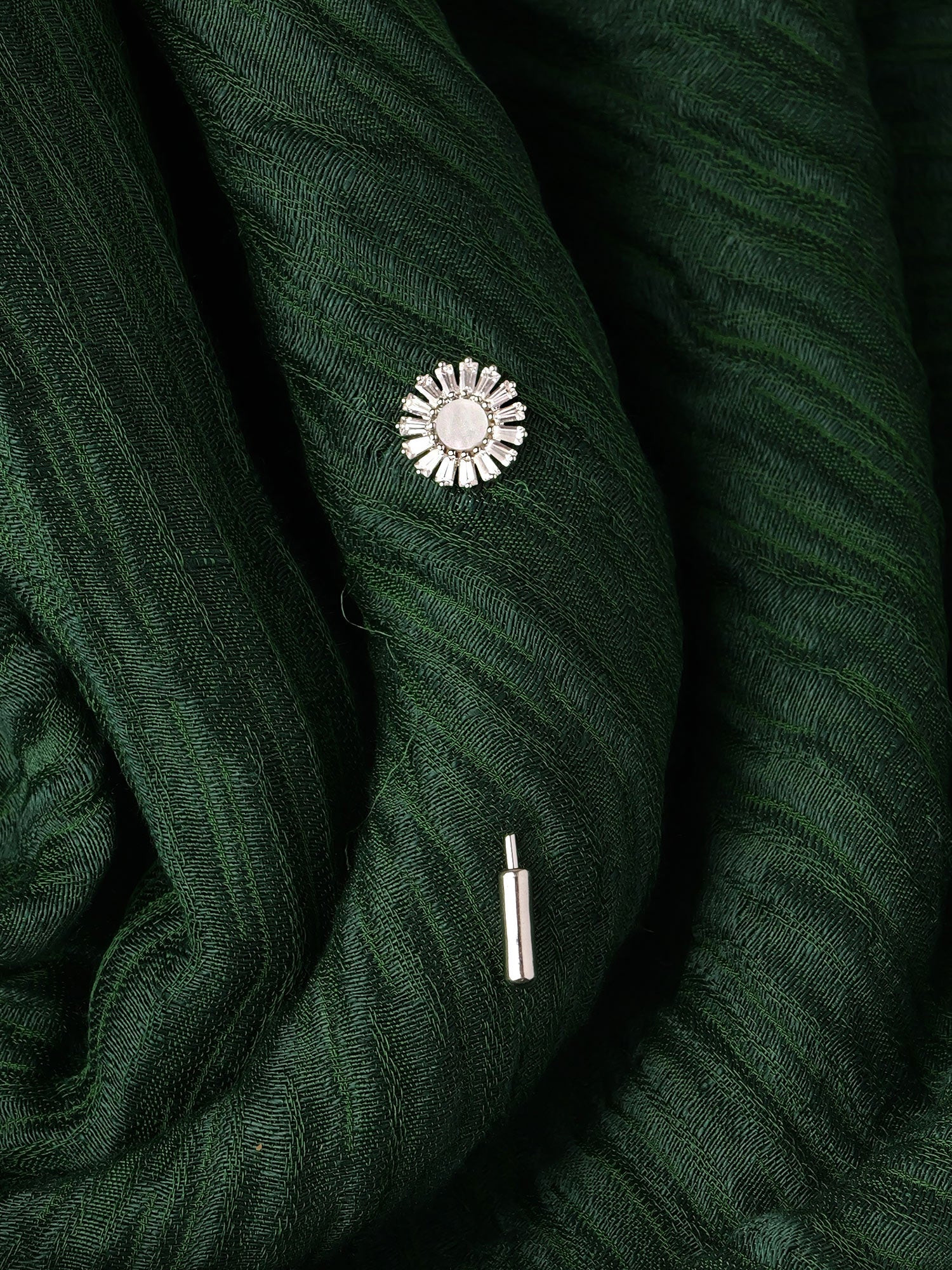 Dahlia Scarf Pin in White and Rhodium