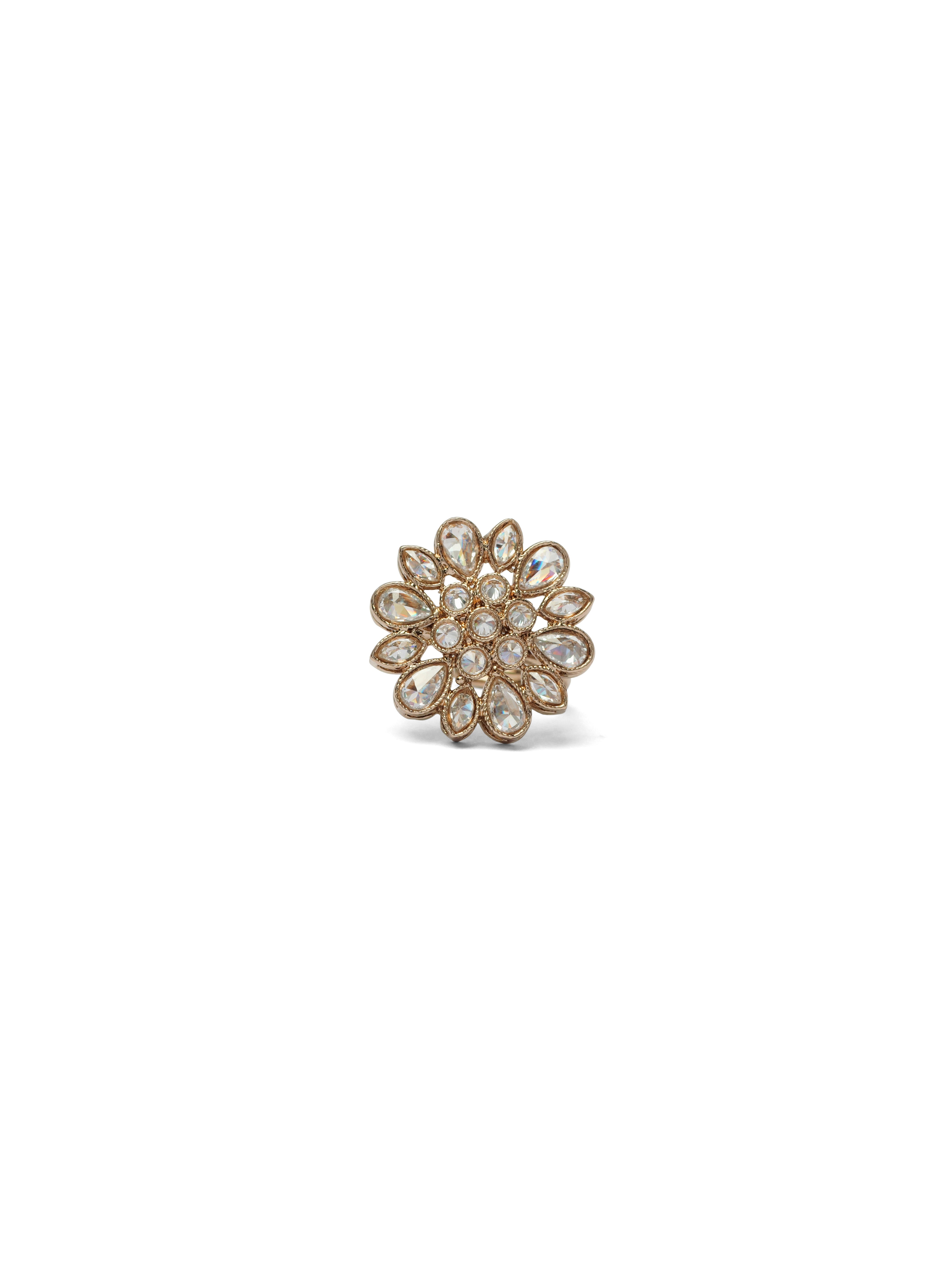 Diya Ring in White and Antique Gold