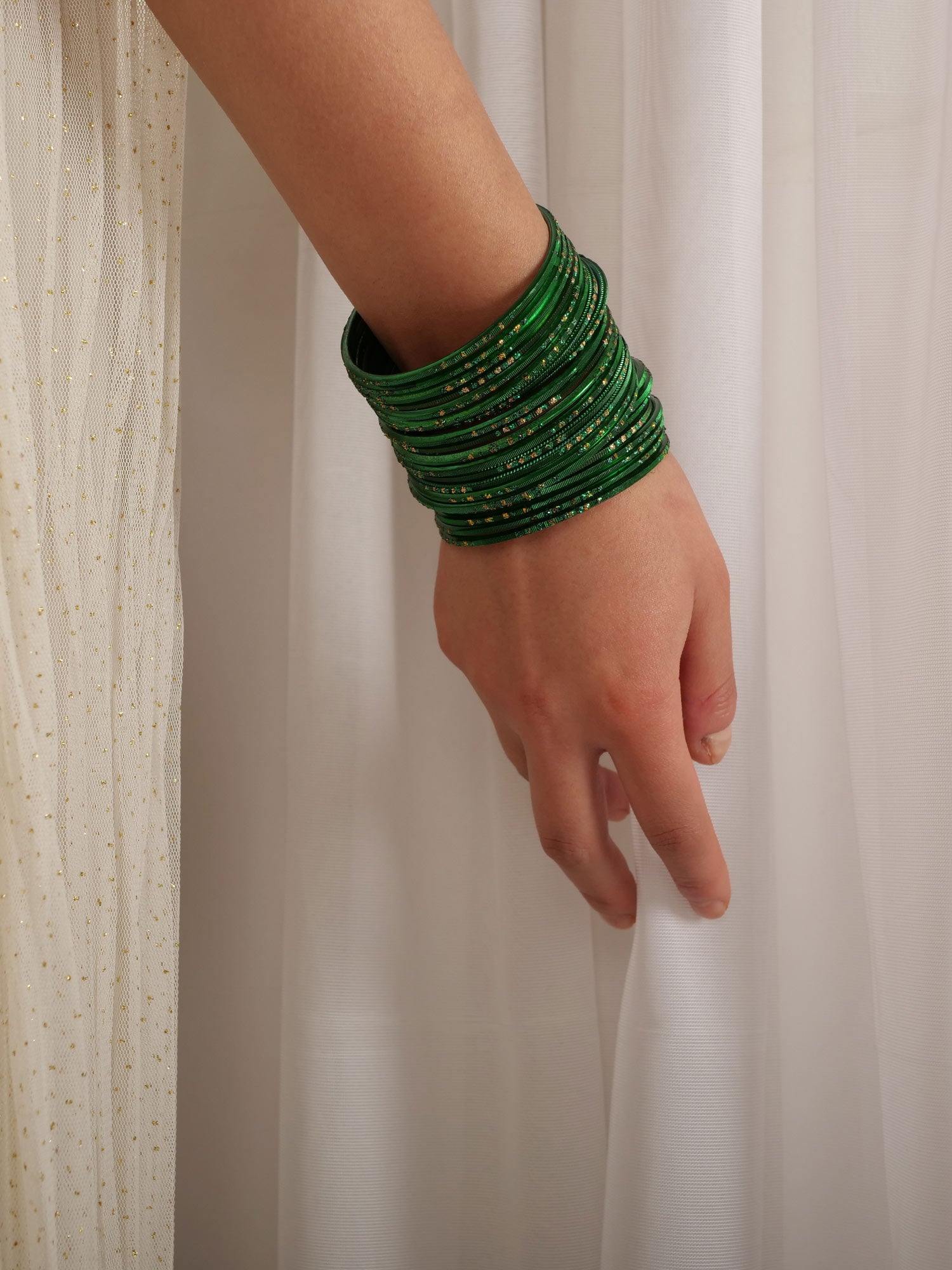 Emerald Glitter Etched Bangles