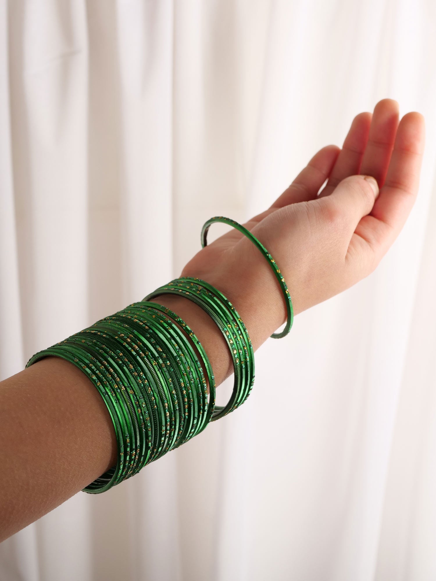 Emerald Glitter Etched Bangles