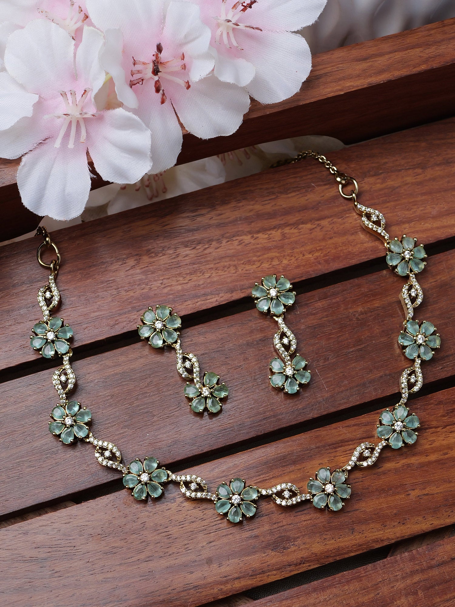 Flora Cubic Zirconia Necklace Set in Mint