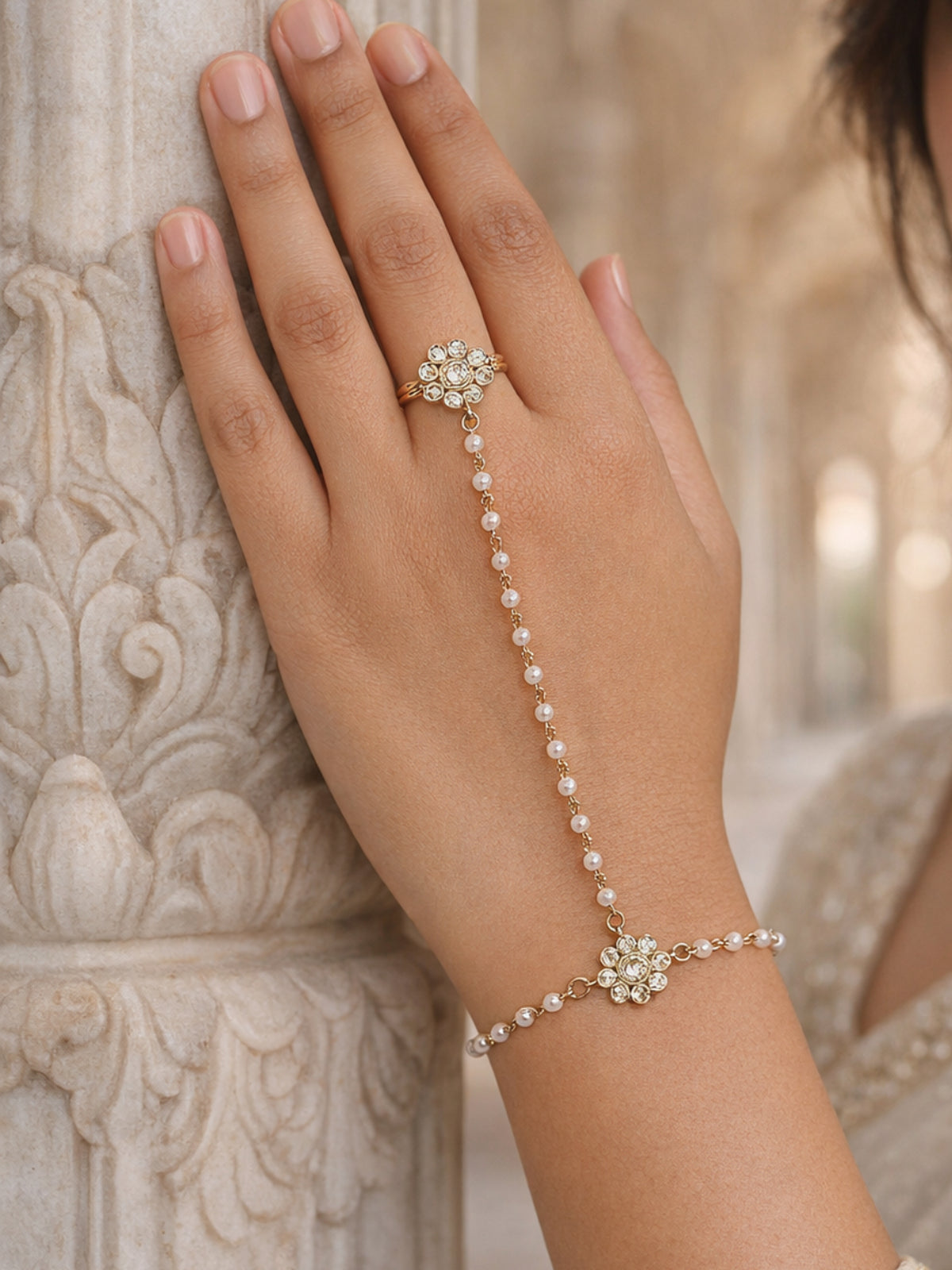 Forever Floral Hand Chain in Pearl and White