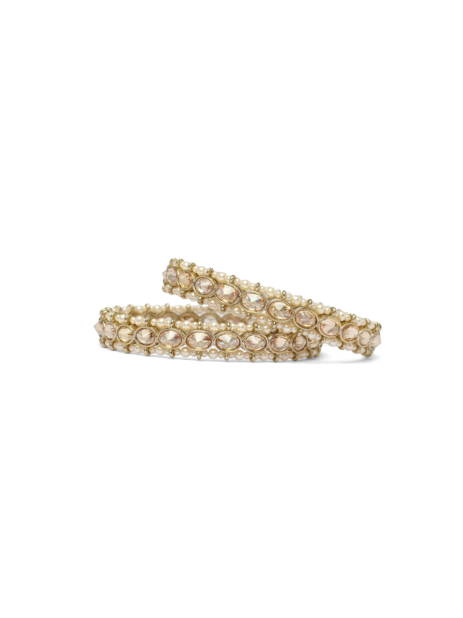Gauri Pearl Kadas in Champagne