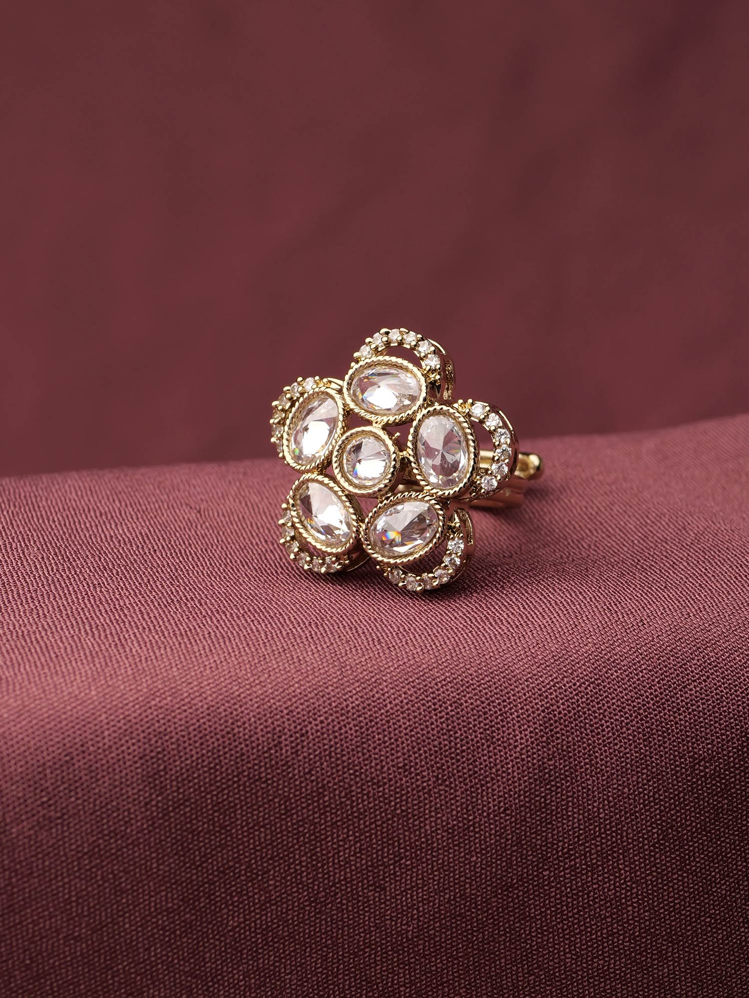 Giana Floral Ring in White and Antique Gold