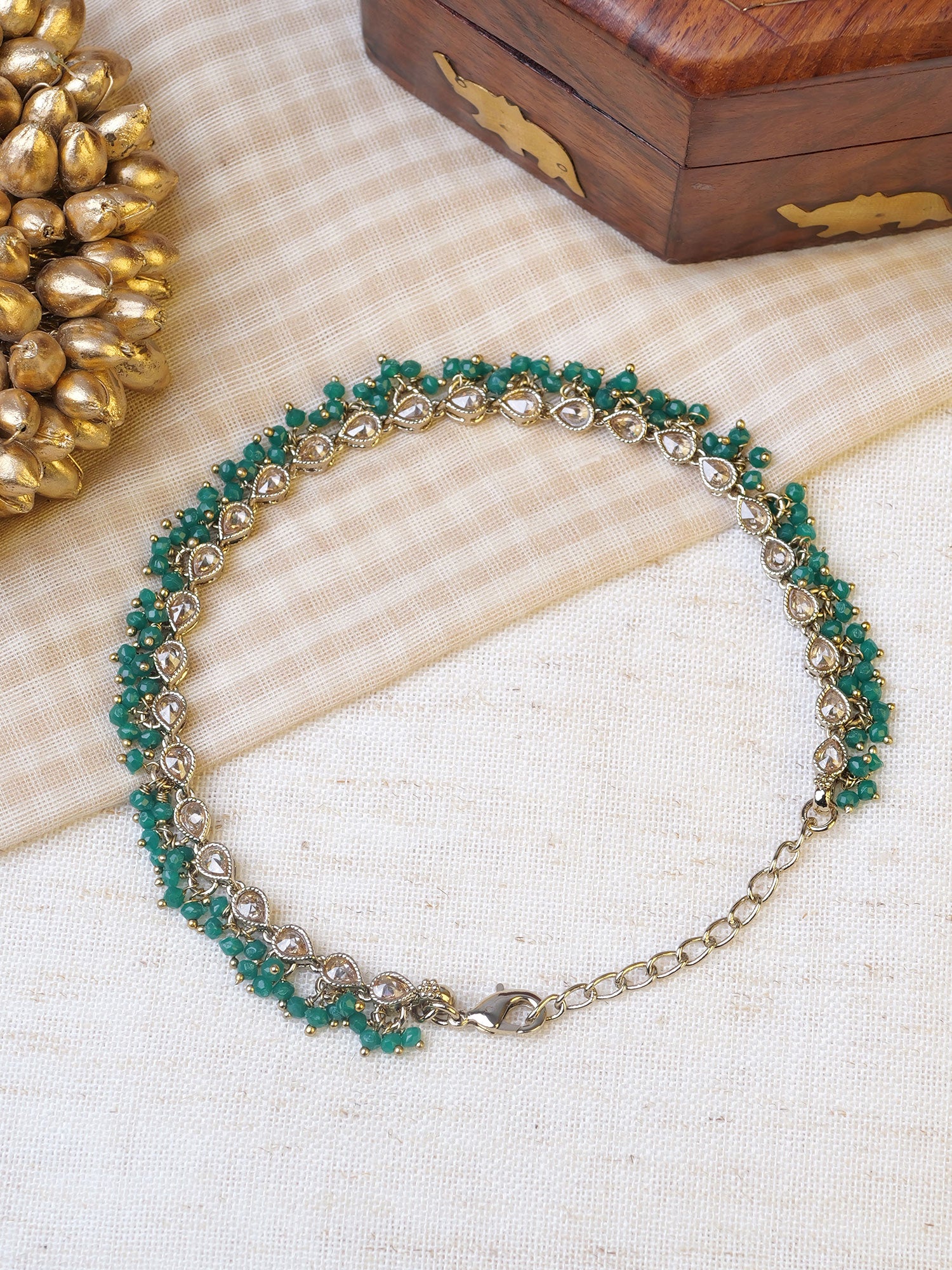 Green Cluster Anklet in Antique Gold