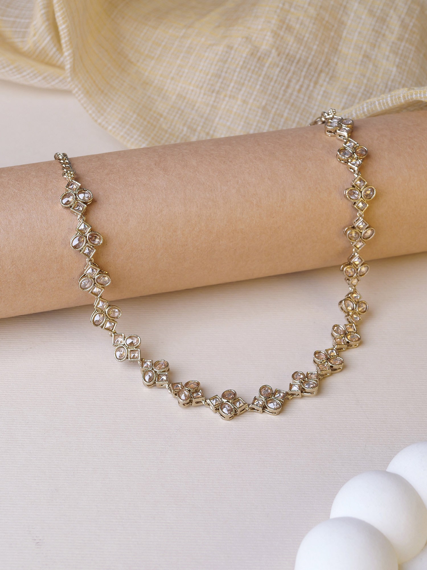 Hania Necklace in Champagne