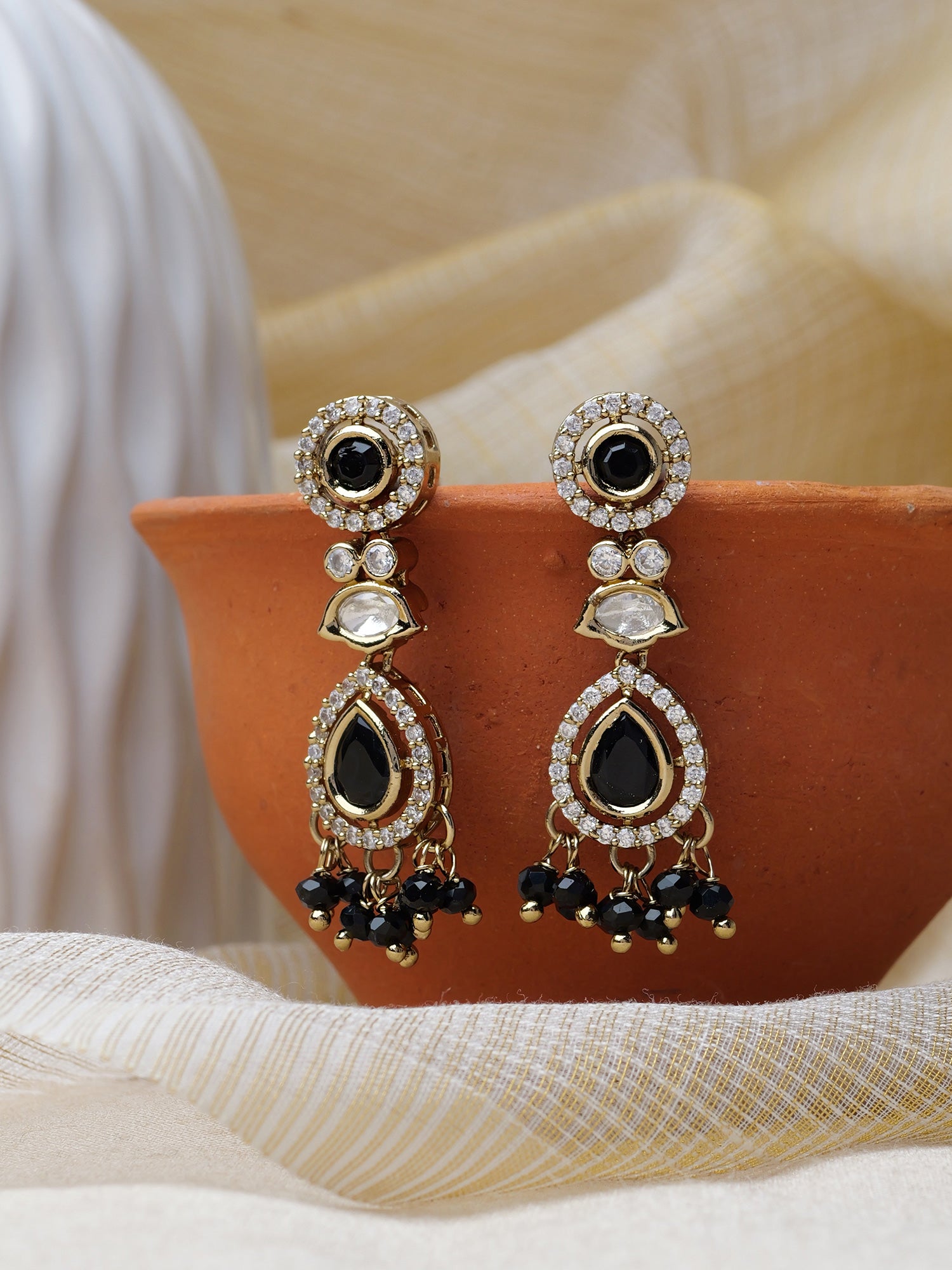 Jasmin Small Drop Earrings in Black