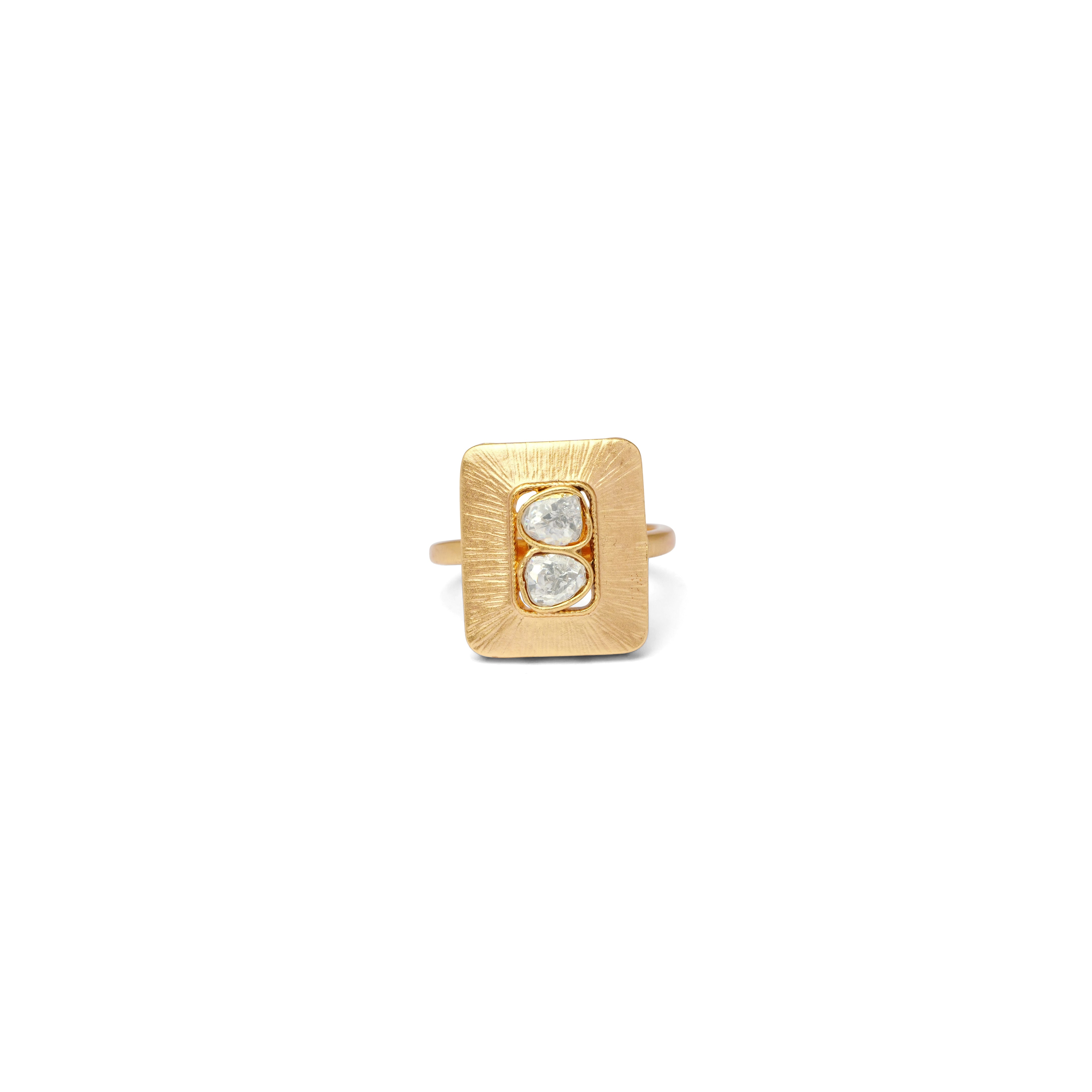 Jaya Kundan Ring in White