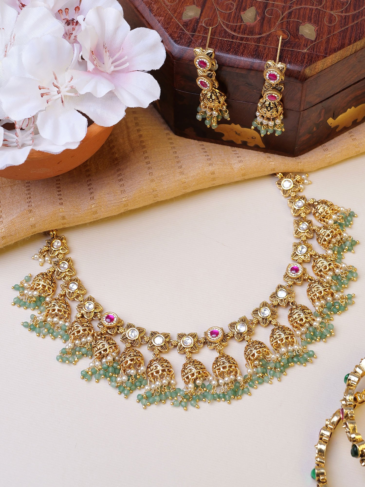 Jhumira Kundan Necklace Set in Multi