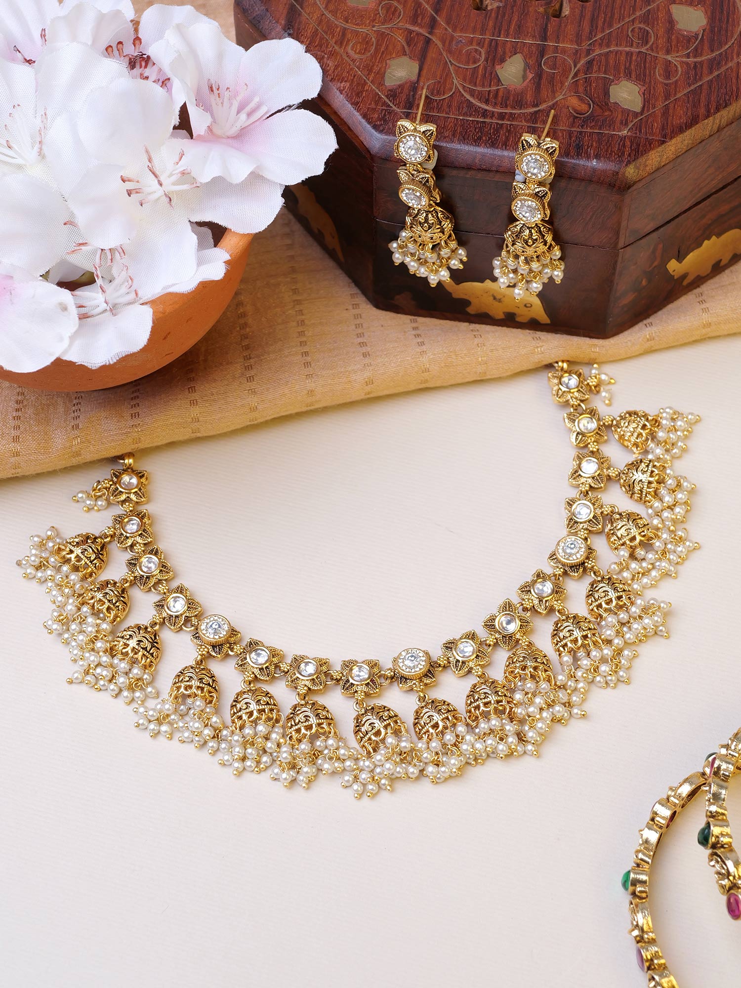 Jhumira Kundan Necklace Set in White