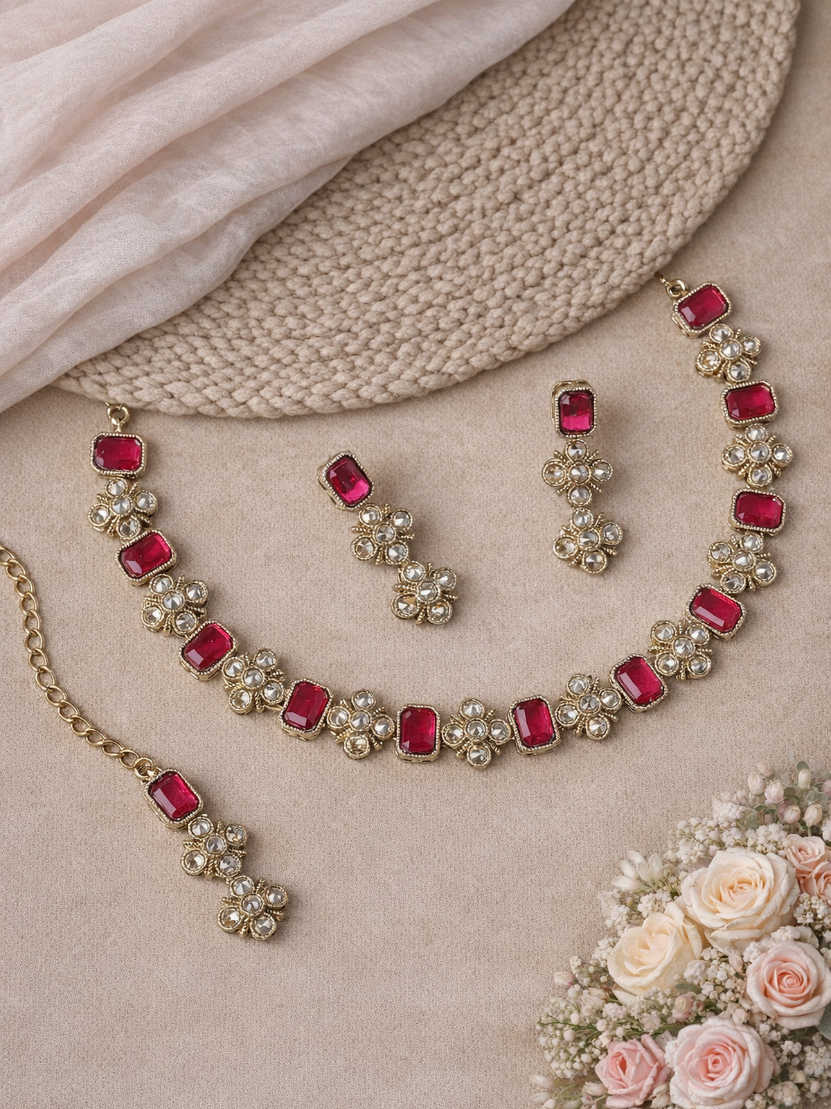 Kaira Necklace Set in Blue 