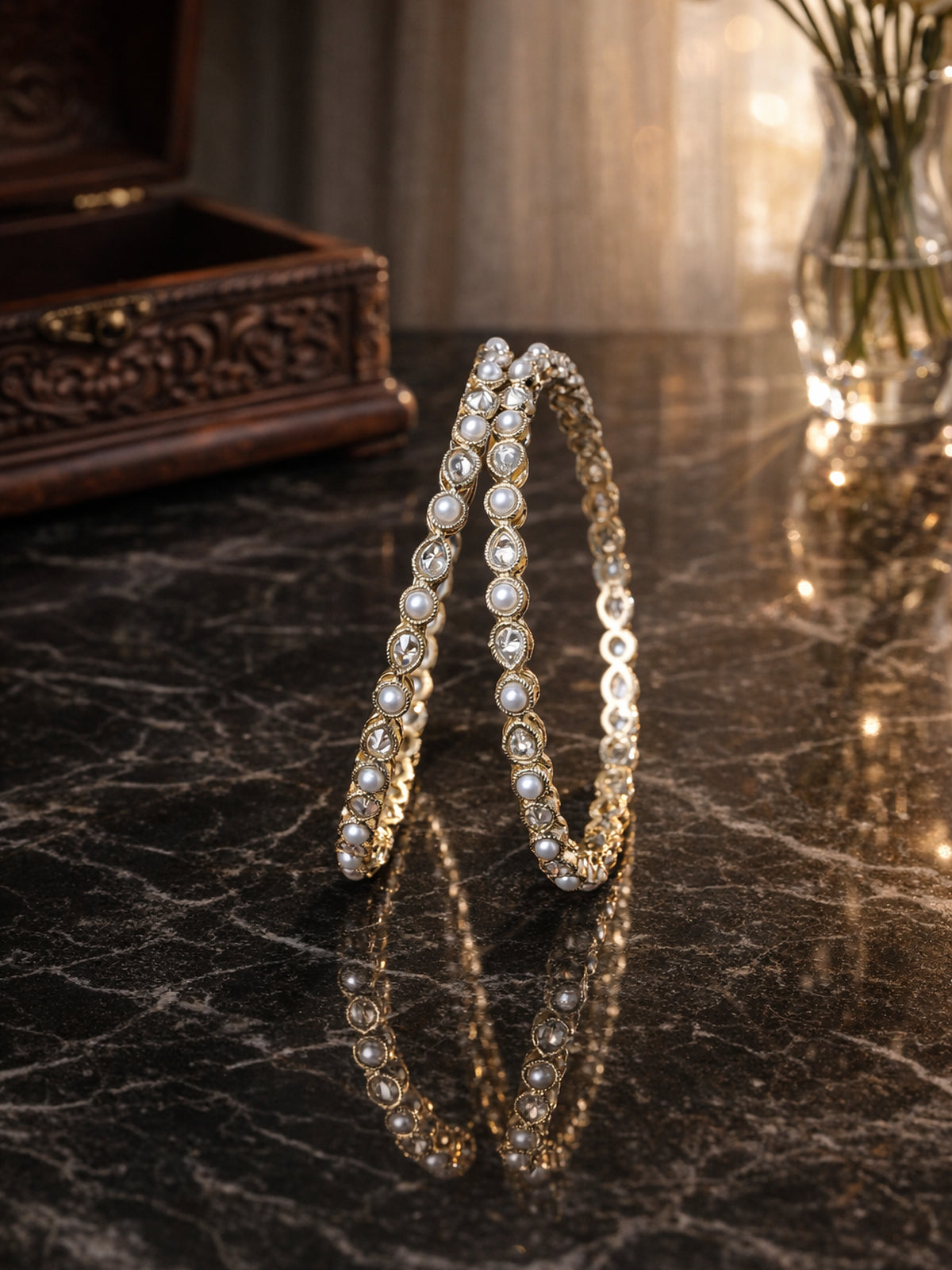 Lavina Kada Bangles in White