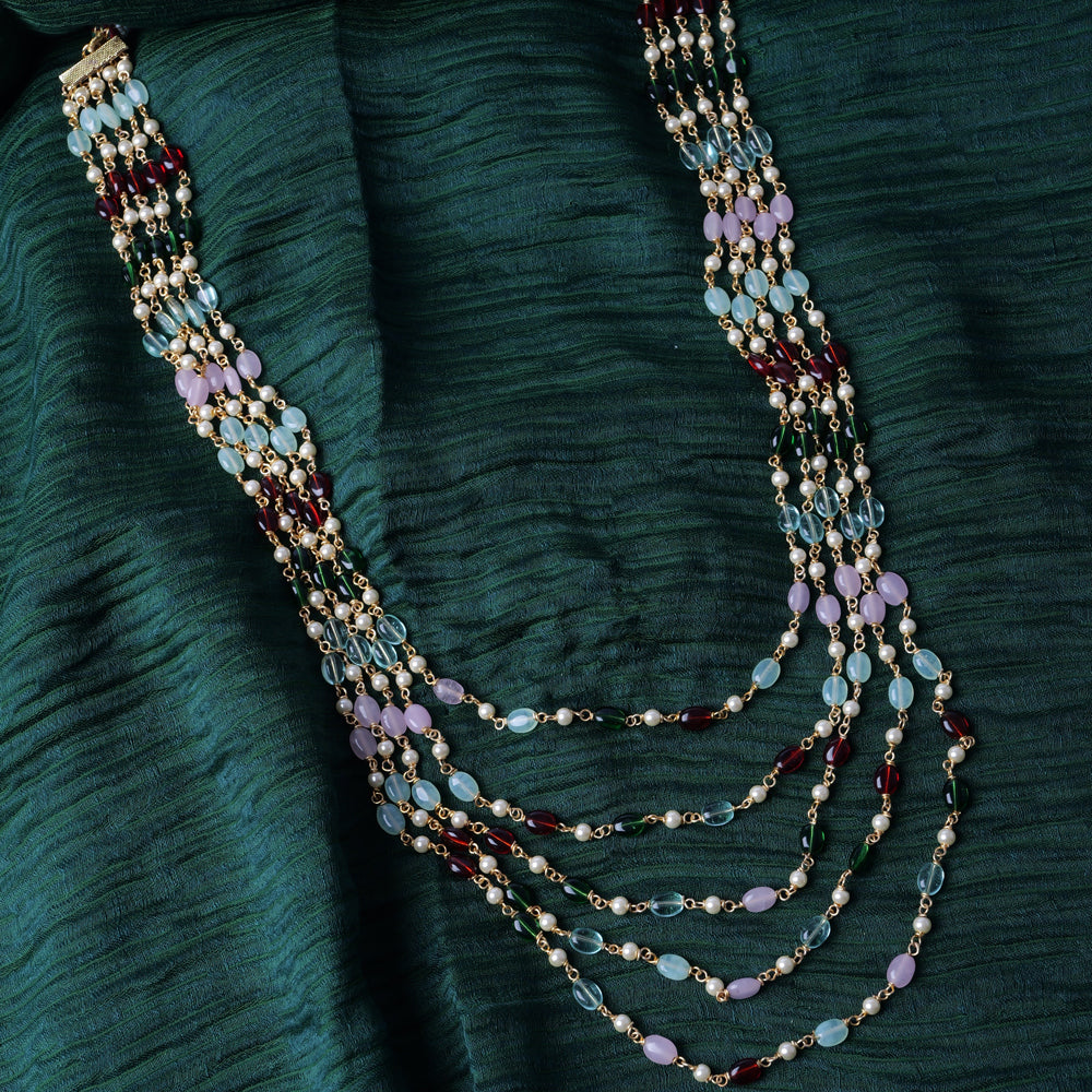 Layered Bead Long Chain in Multi