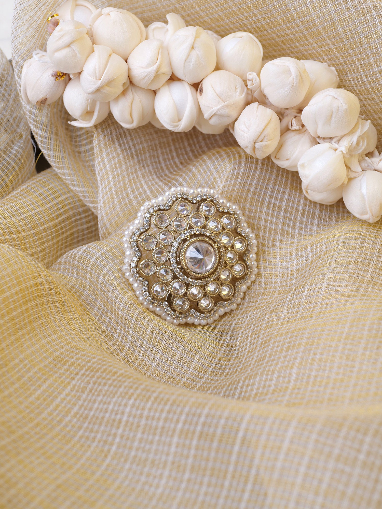 Liana Pearl Brooch in White