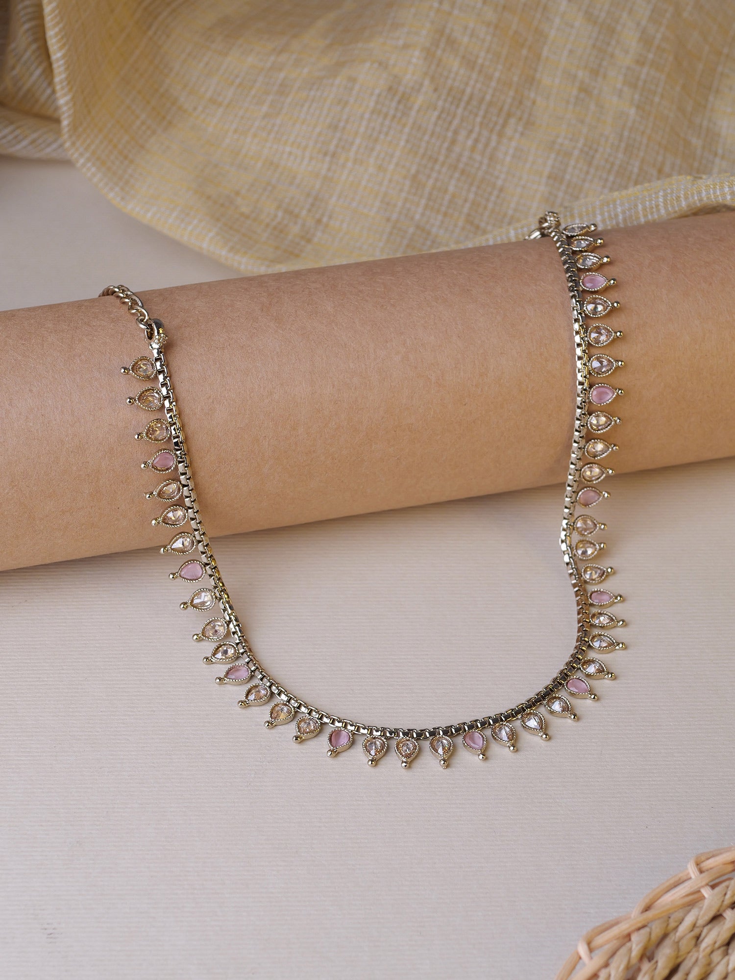Luna Necklace in Light Pink