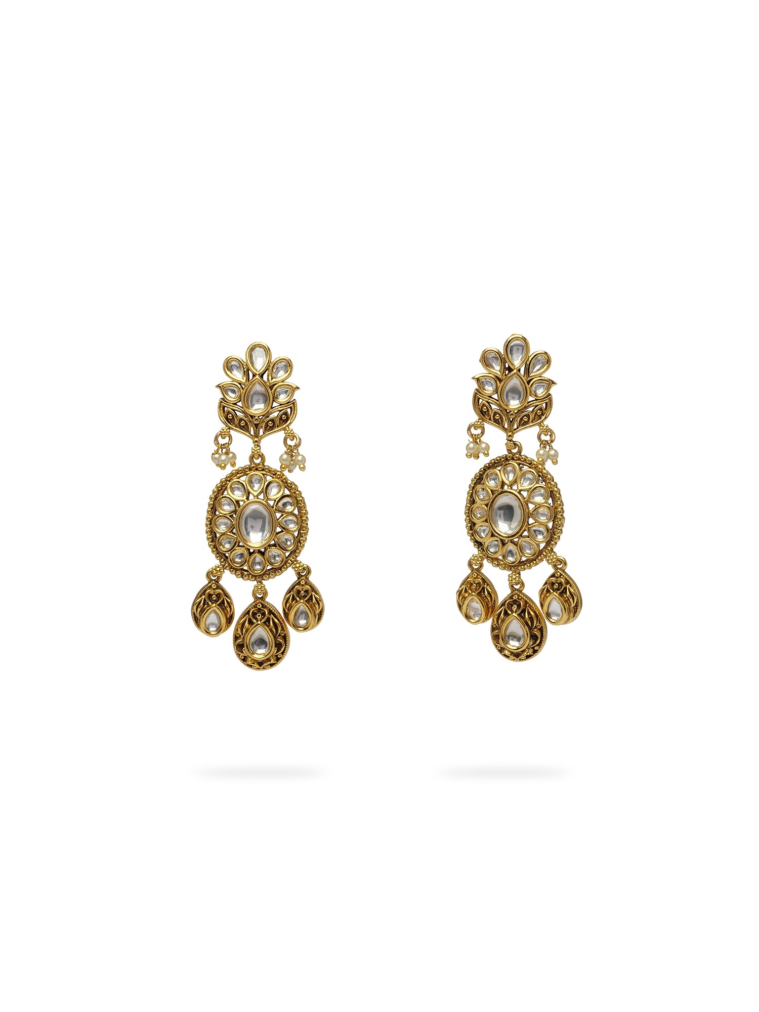 Madhavi Kundan Necklace Set in White