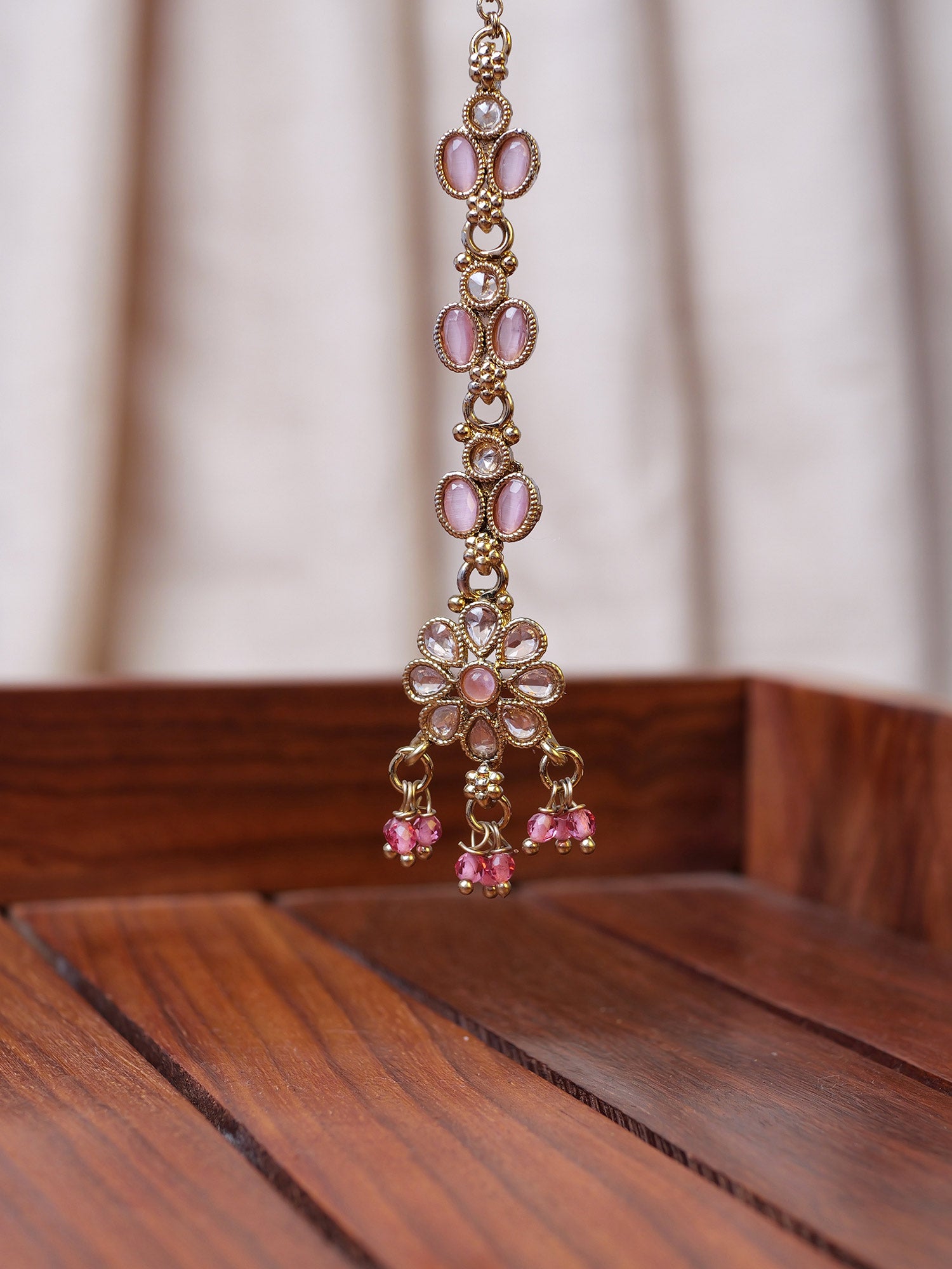 Mahiya Maang Tikka in Light Pink