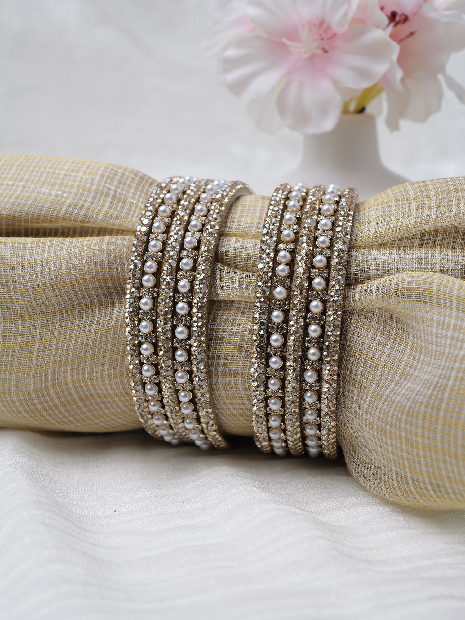 Masum Bangle Set in Antique Gold