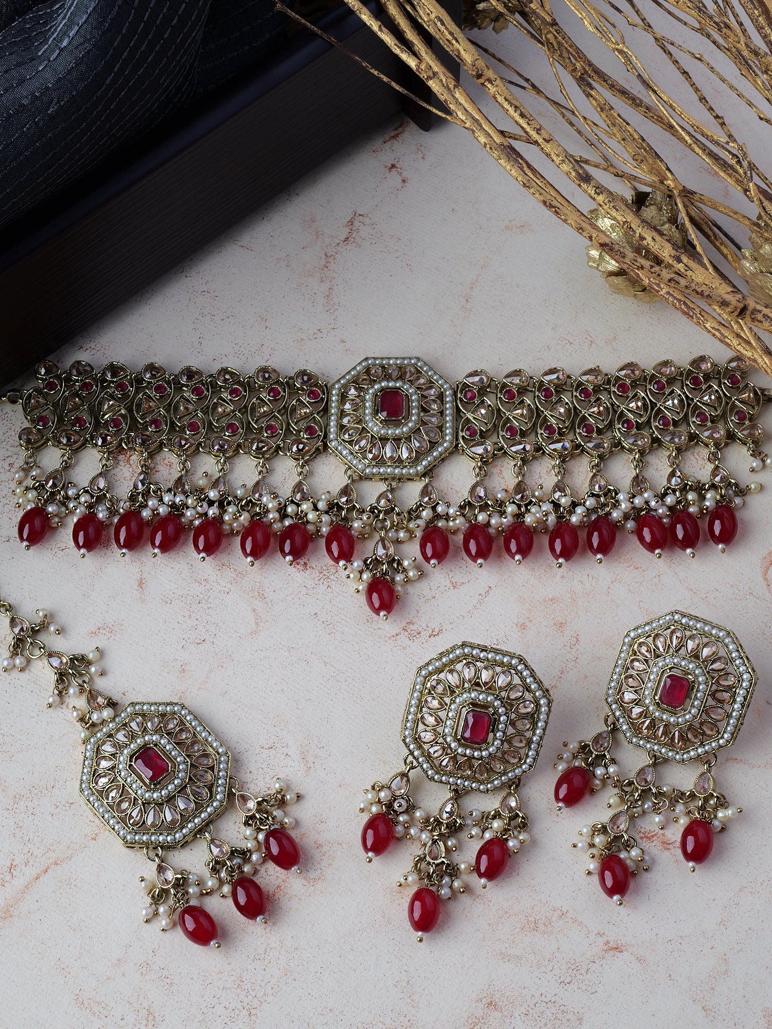 Mumtaz Choker Set in Ruby and Antique Gold