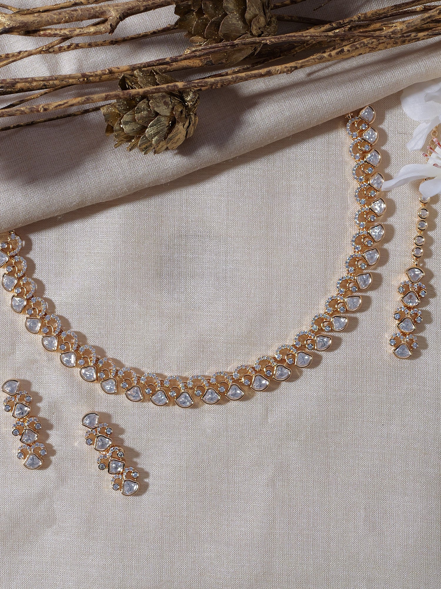 Nasira Kundan Necklace Set in White