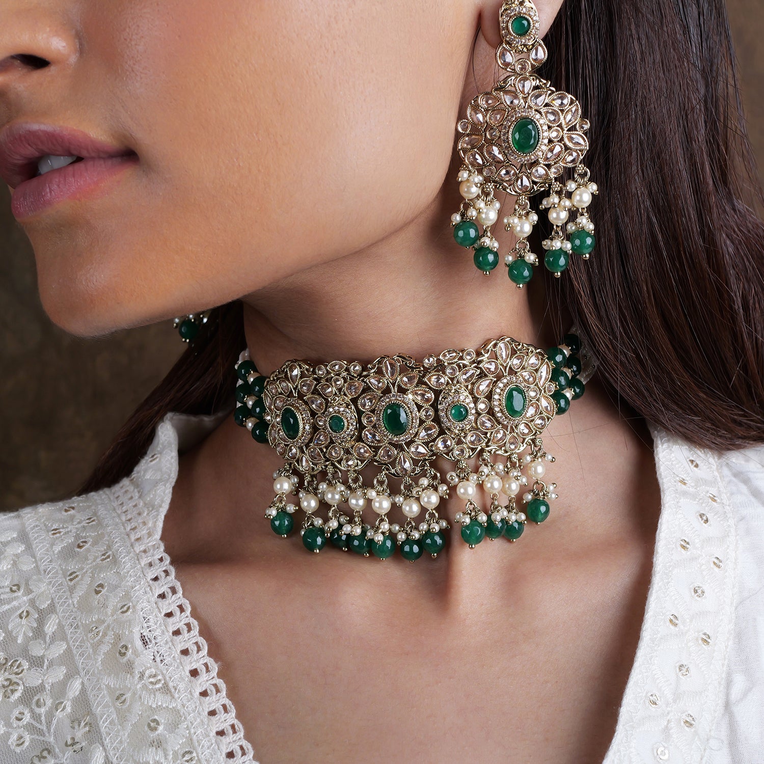 Neelmani Choker Set in Green