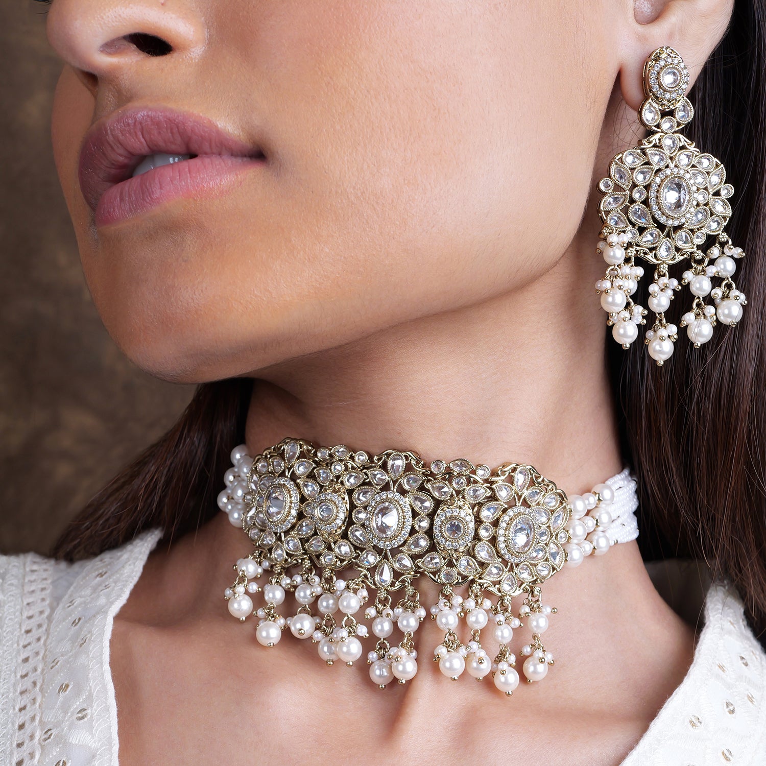 Neelmani Necklace Set in White