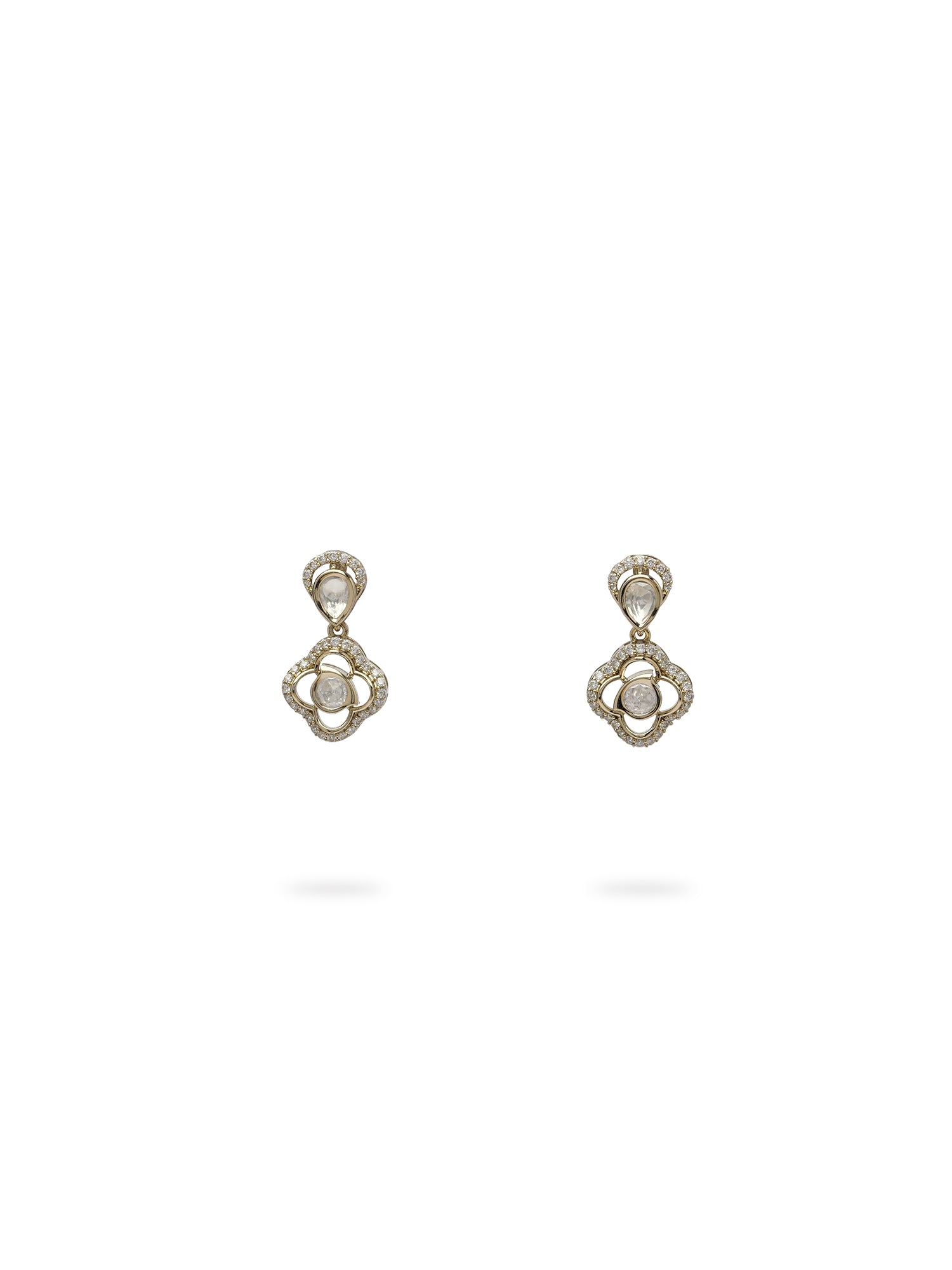 Nosheen Kundan Necklace Set in White