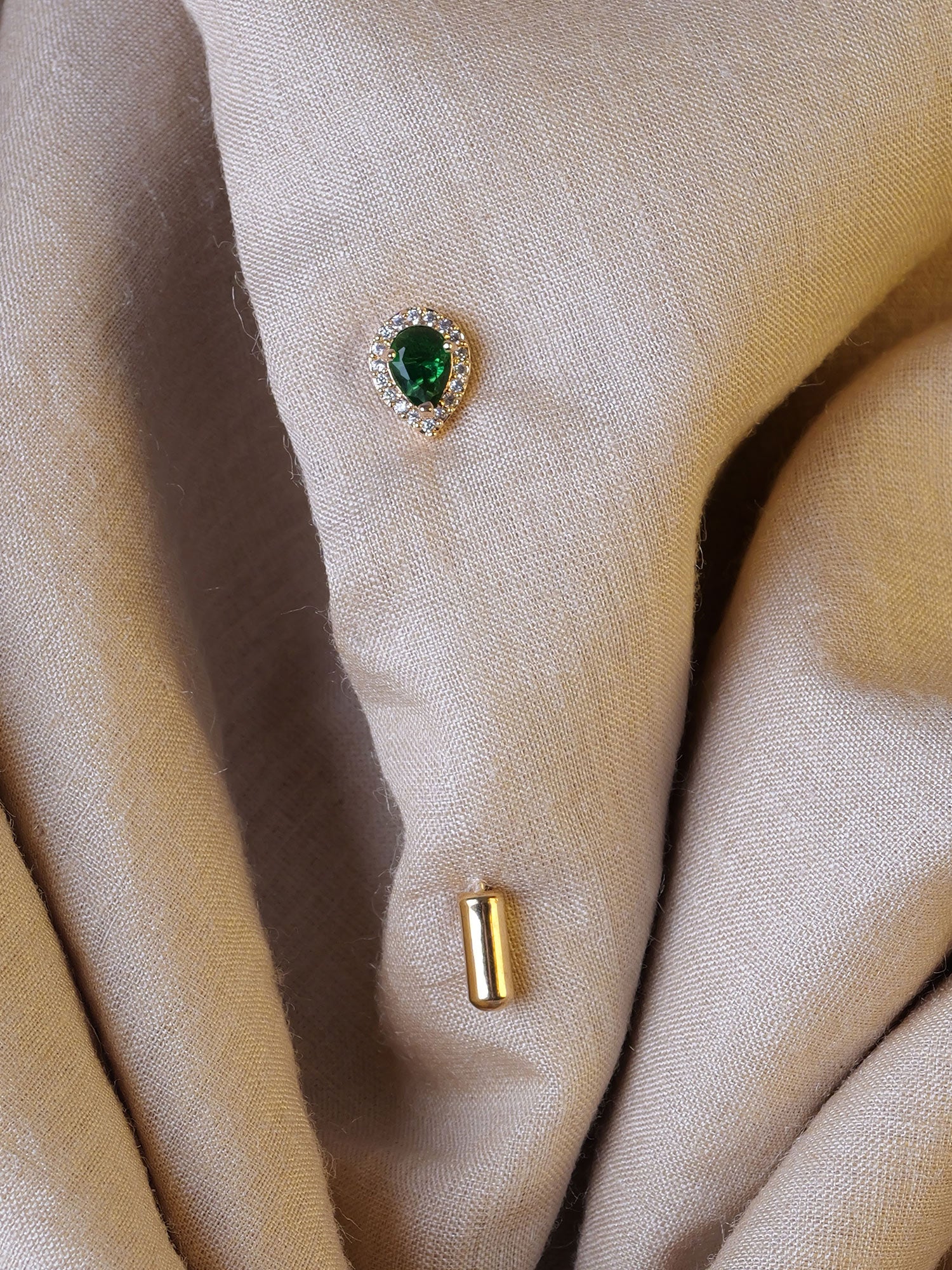 Nova Scarf Pin in Green