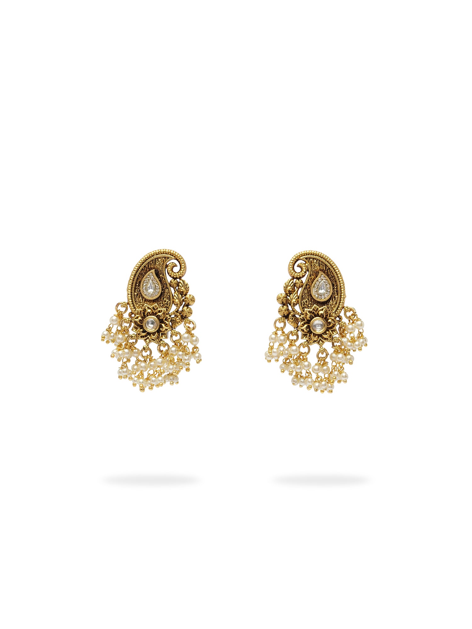 Nysa Small Earrings in Pearl and White
