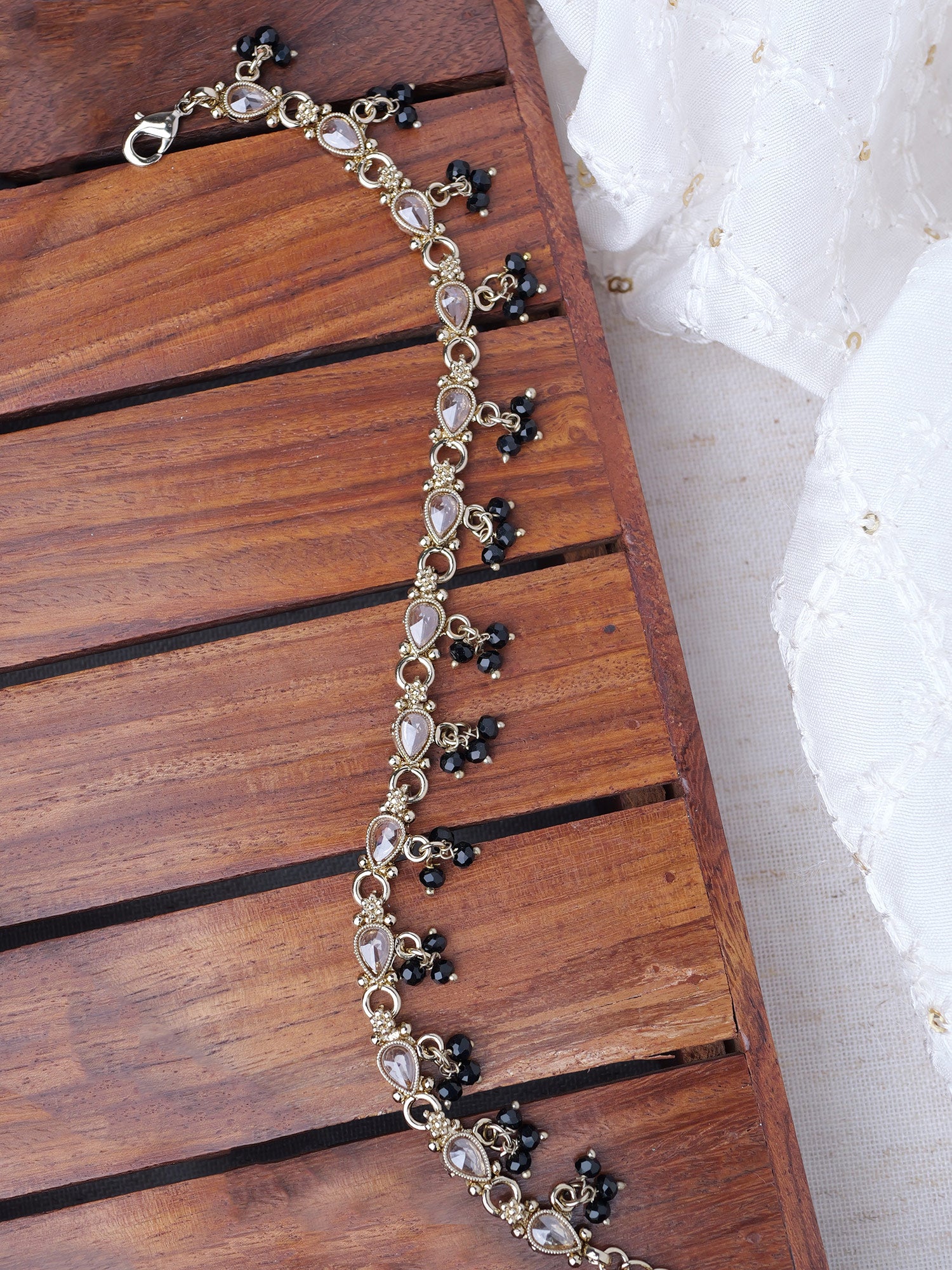 Nysha Pearl Anklet in Black