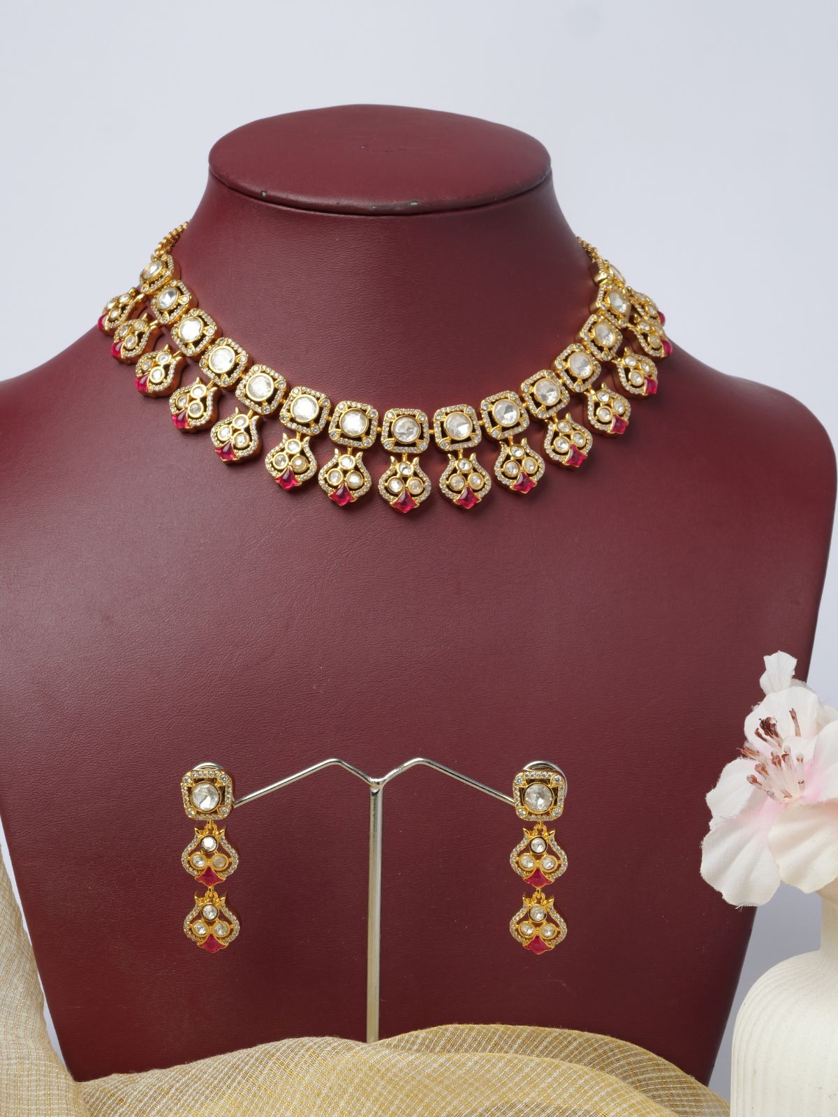 Parisa Kundan Necklace Set in Ruby