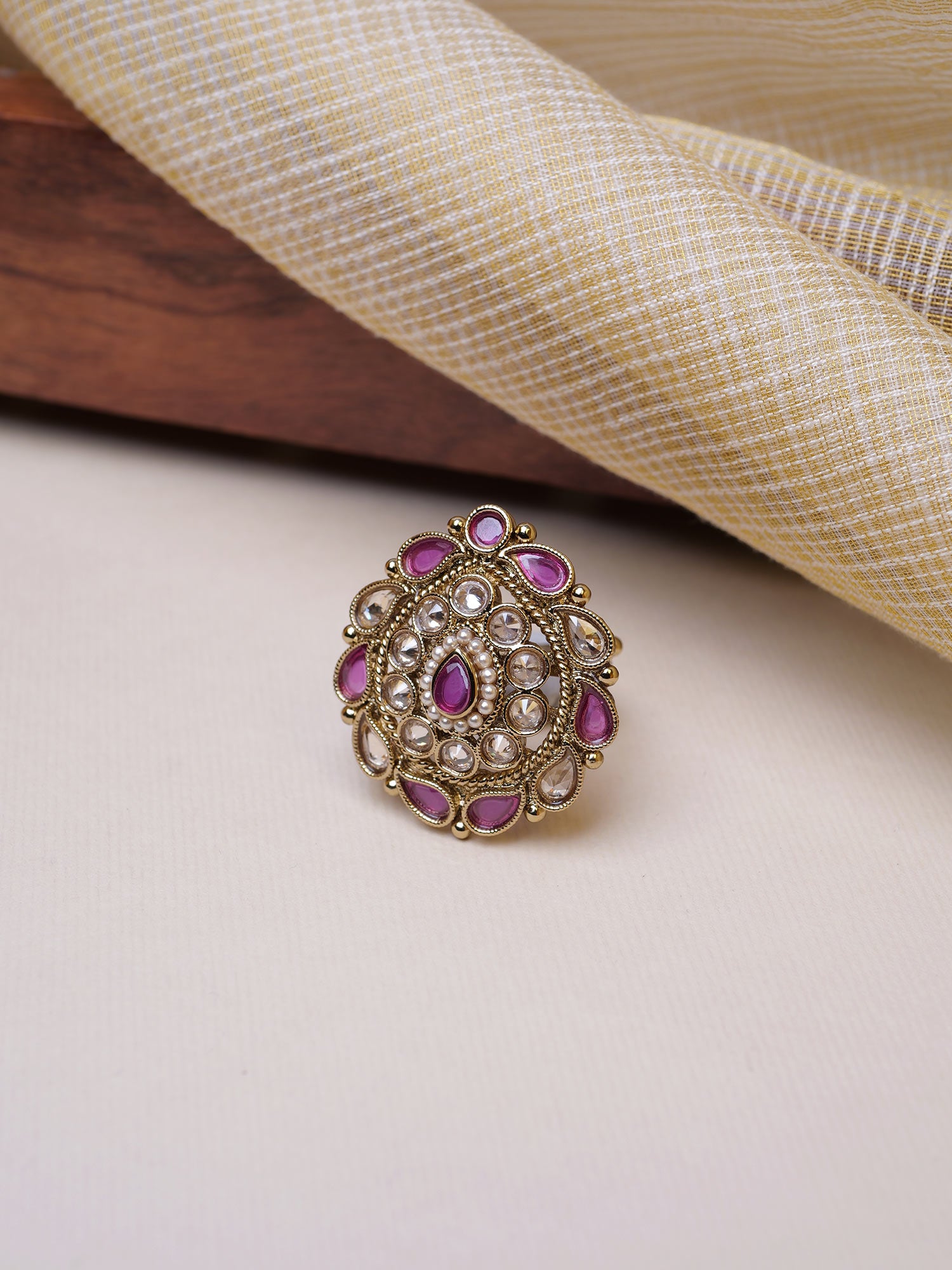 Parisha Ring in Ruby and Antique Gold
