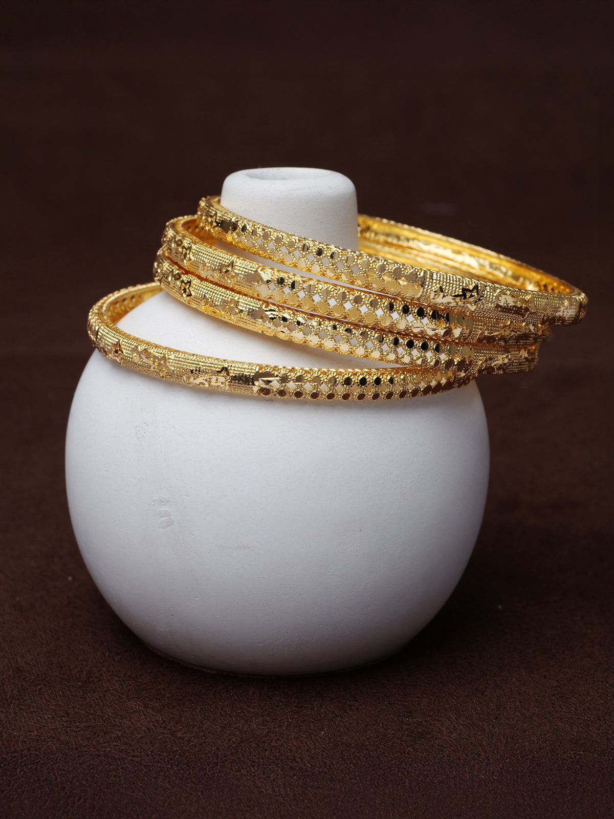 Paru Set of 4 Gold Style Bangles