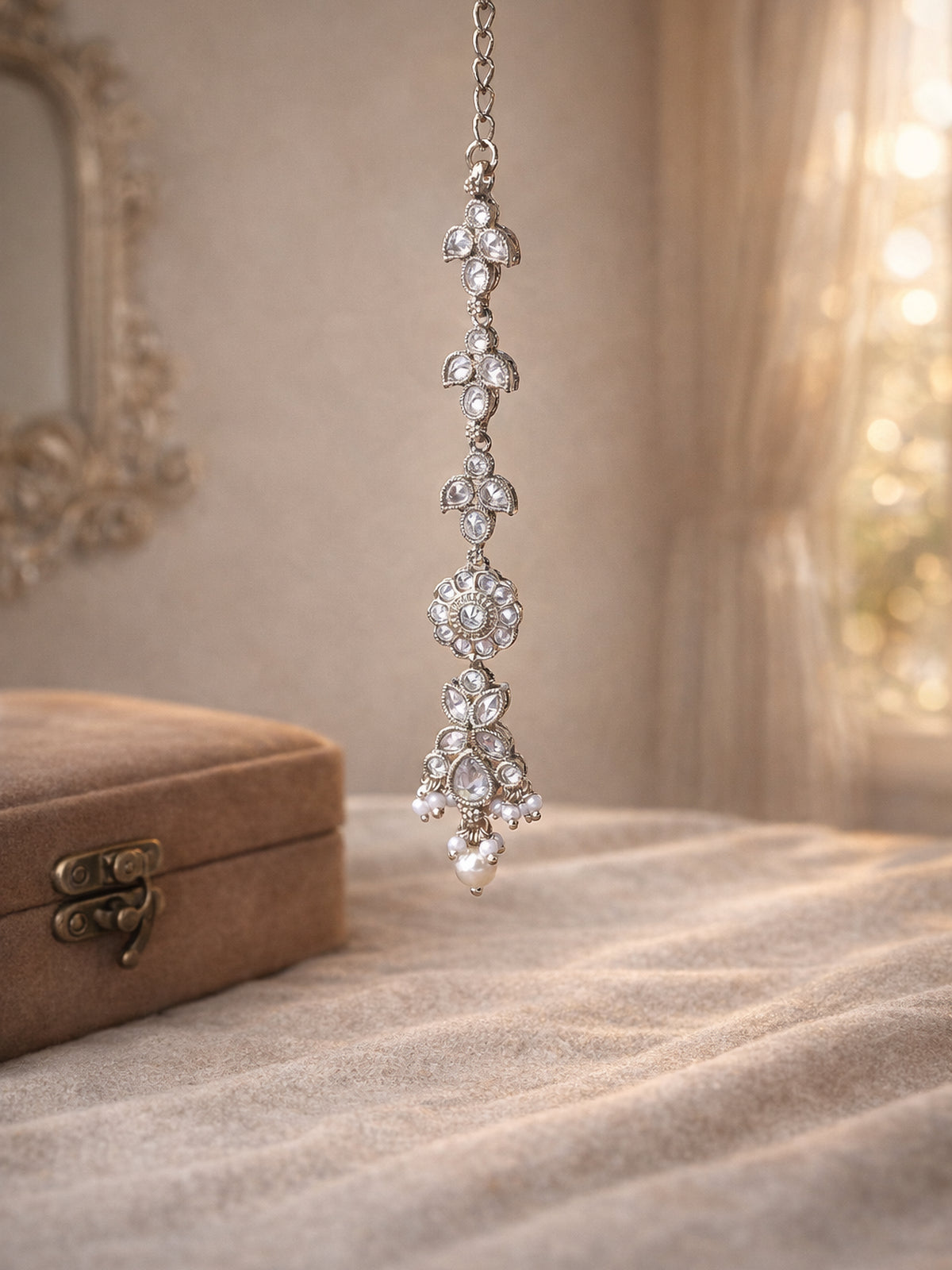 Phool Crystal Maang in White