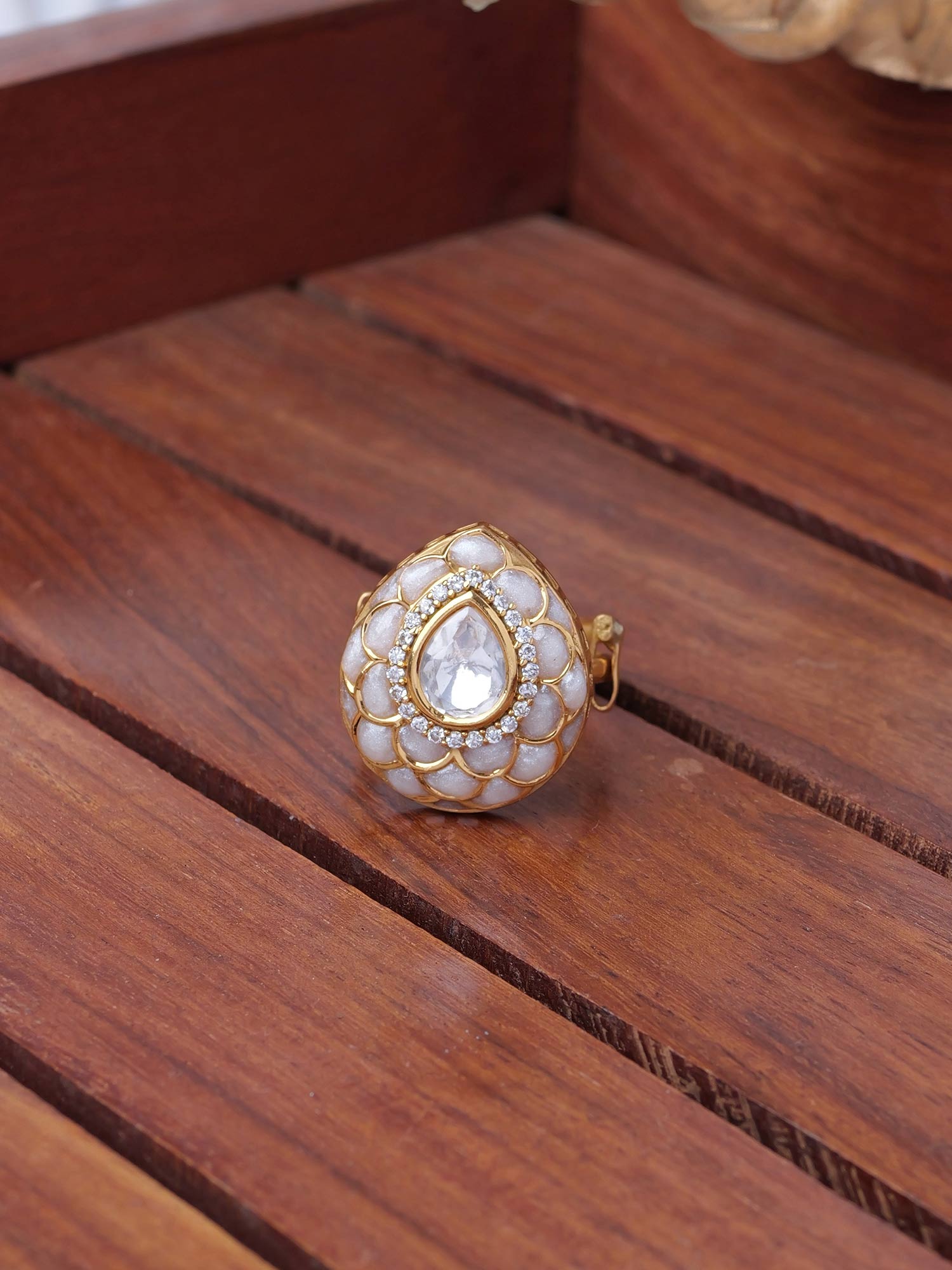 Pranvi Kundan Ring in White