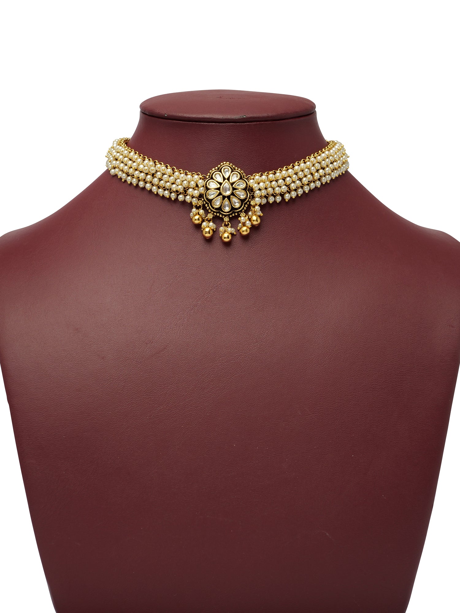 Pranvi Kundan Choker Set in White and Pearl