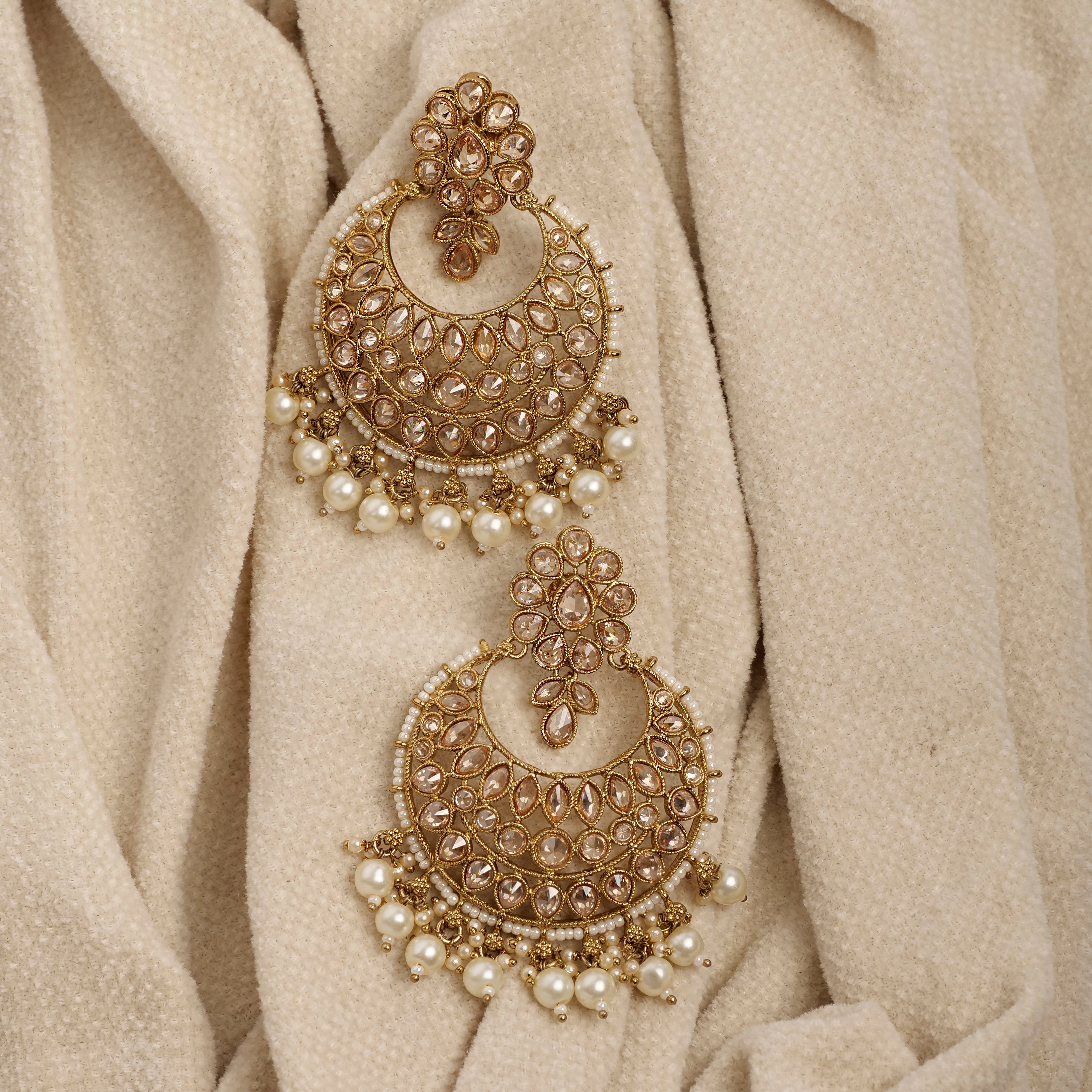 Nara Chaandbali Earrings in Pearl