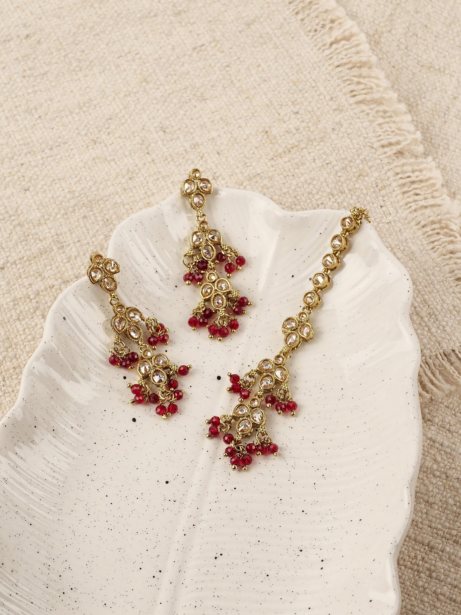 Mila Drop Earrings in Maroon