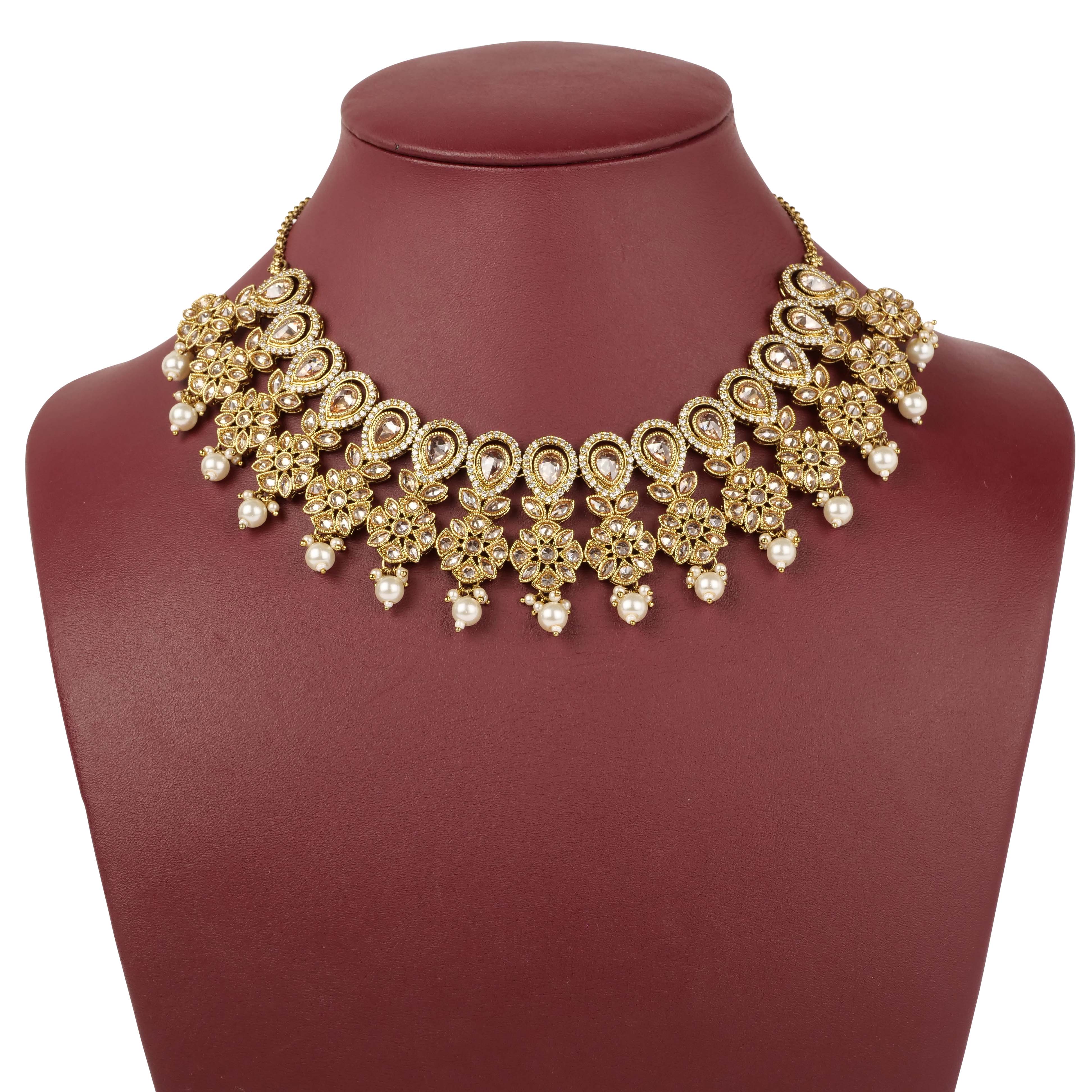 Vaani Necklace Set in Champagne
