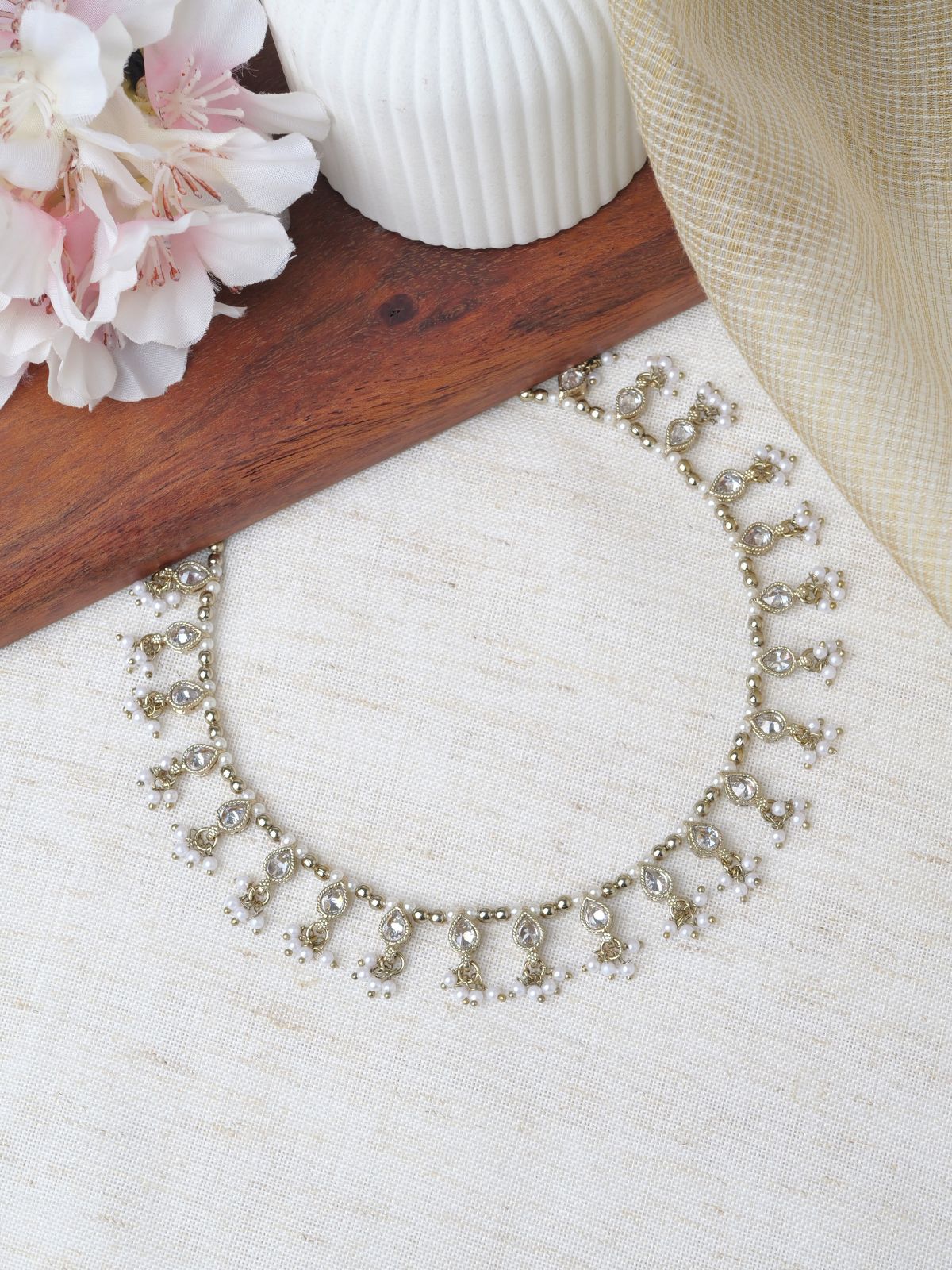 Rabia Pearl Necklace in White