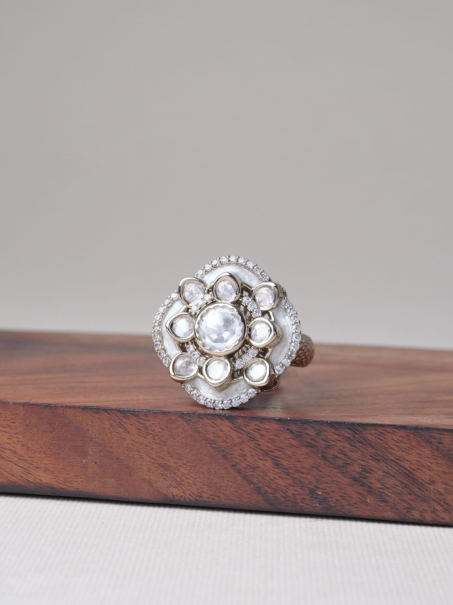 Raishma Kundan Ring in White