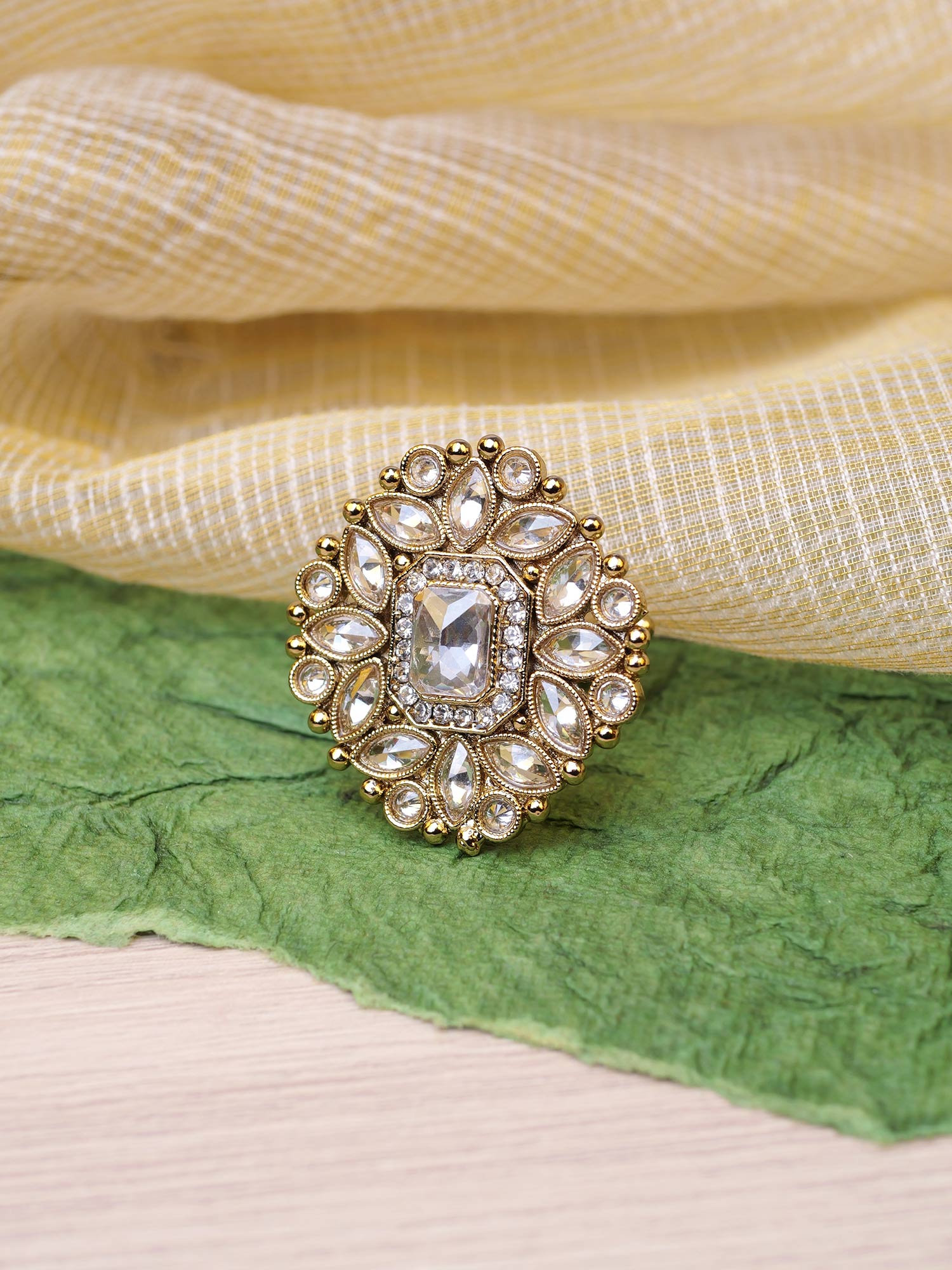 Rajkumari Ring in White and Antique Gold