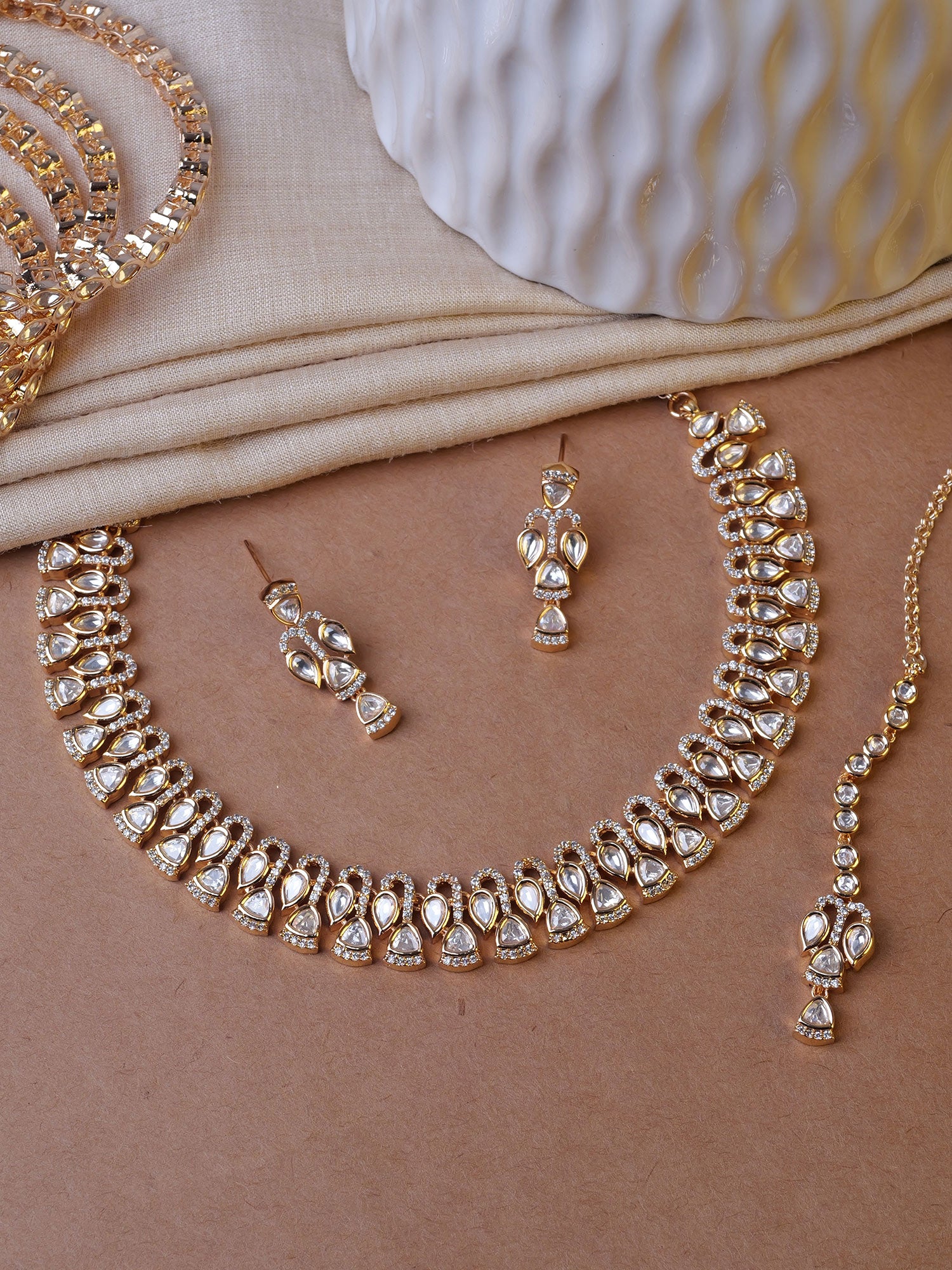 Reyani Kundan Necklace Set in White
