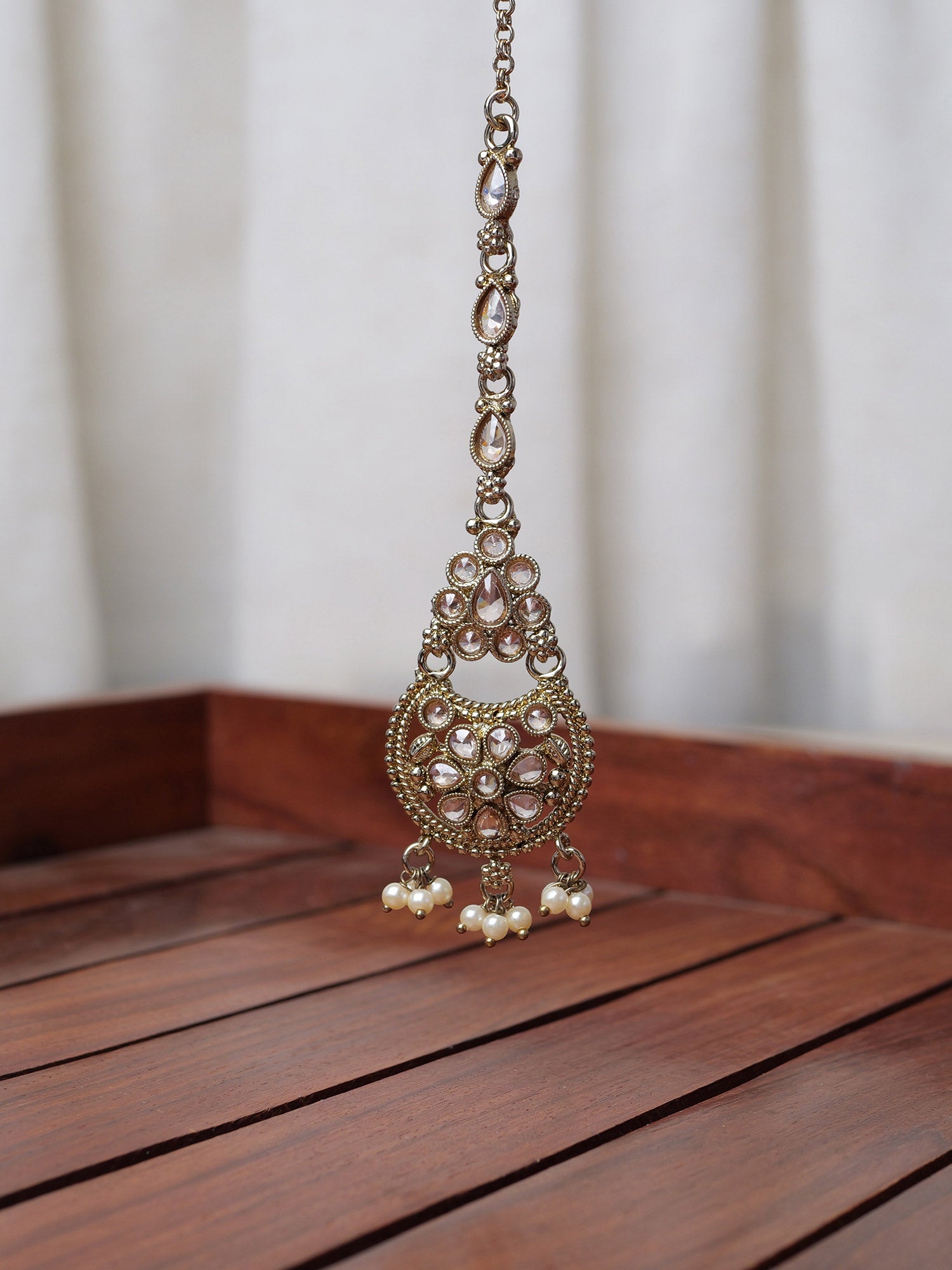 Saara Maang Tikka in Pearl and Champagne